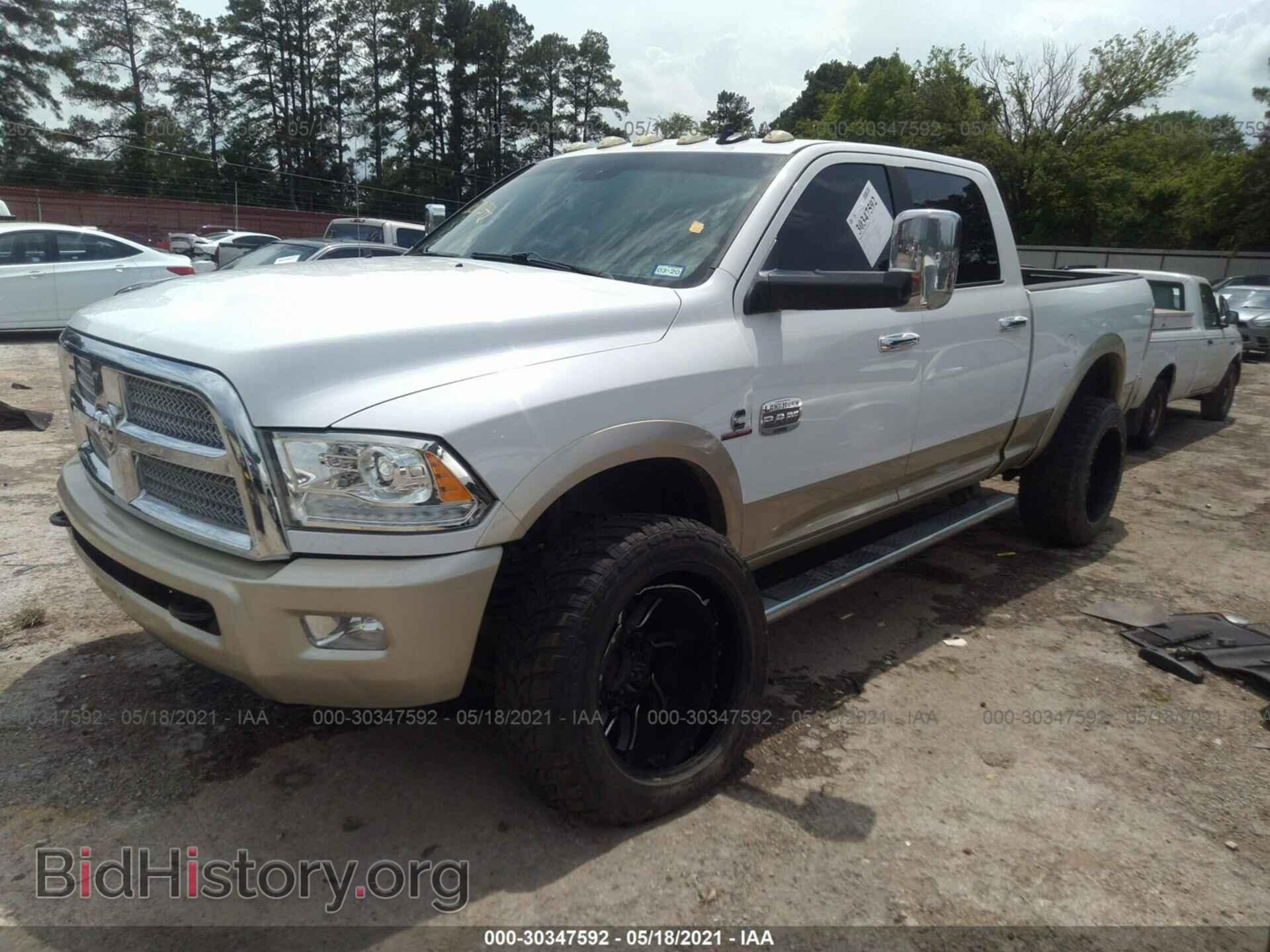 2015 RAM 2500 - VIN: 3C6UR5GLXFG594418 - Фото 2