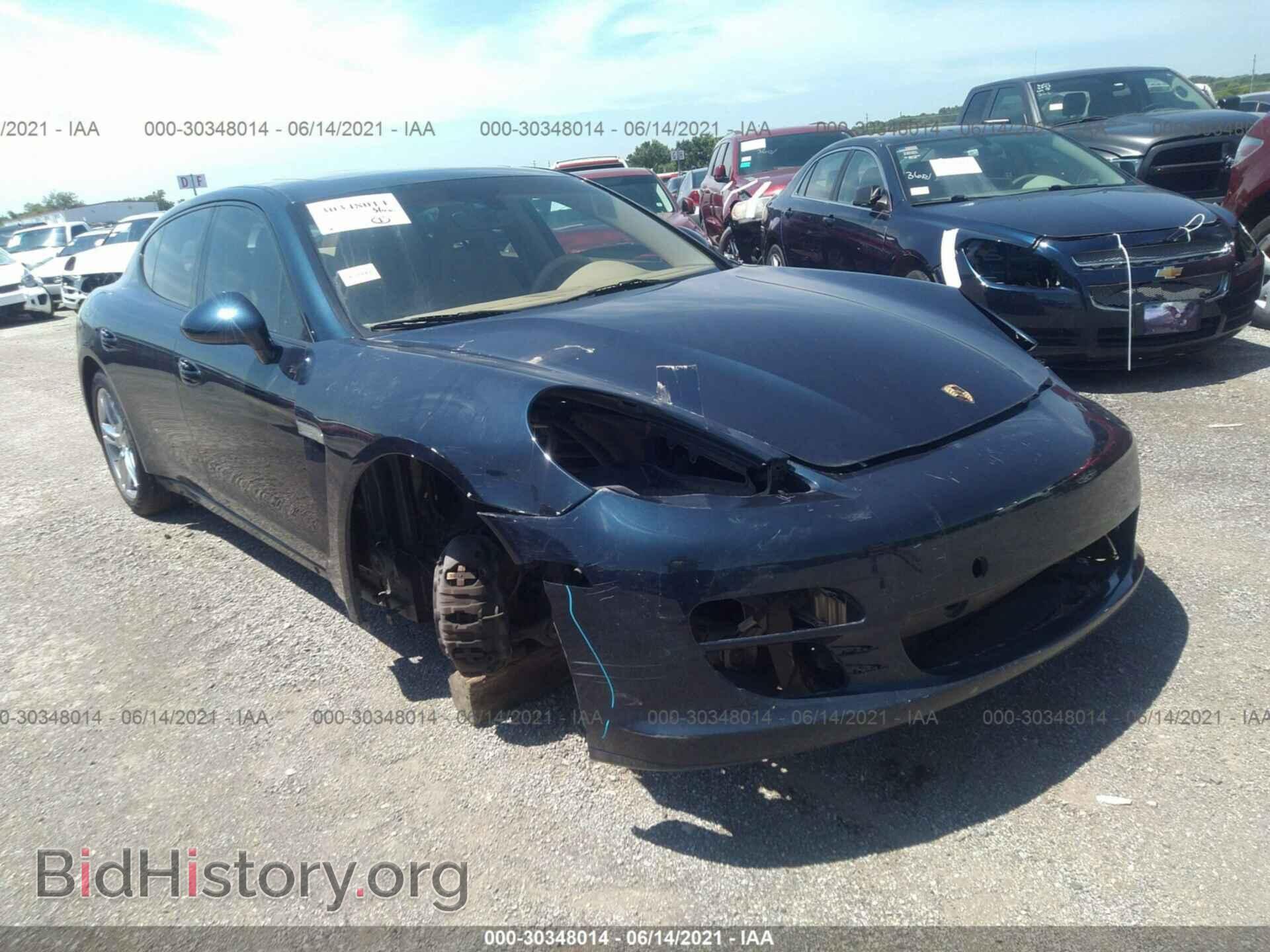 Photo WP0AA2A76BL012681 - PORSCHE PANAMERA 2011