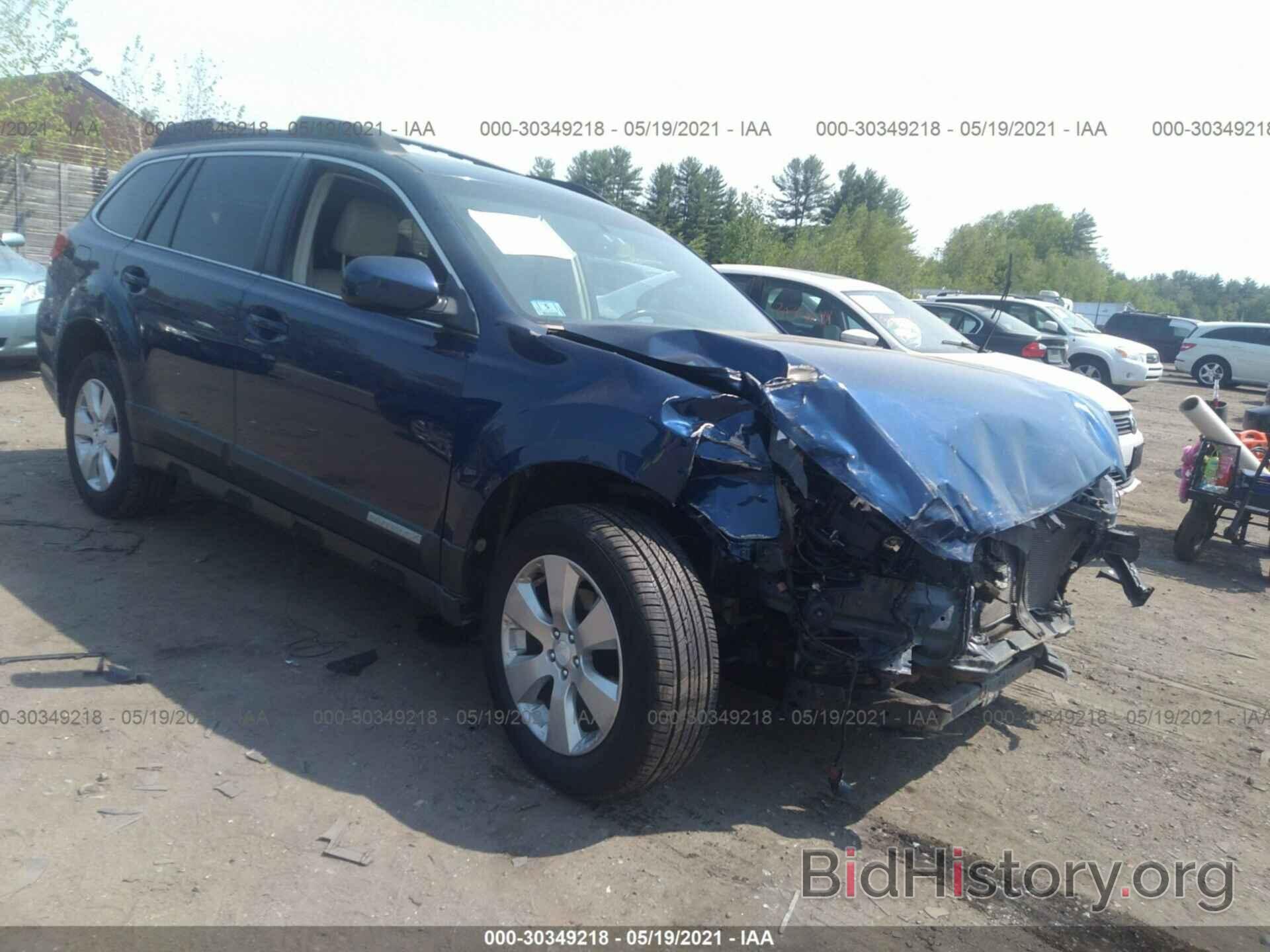 Photo 4S4BRBLC2B3404897 - SUBARU OUTBACK 2011