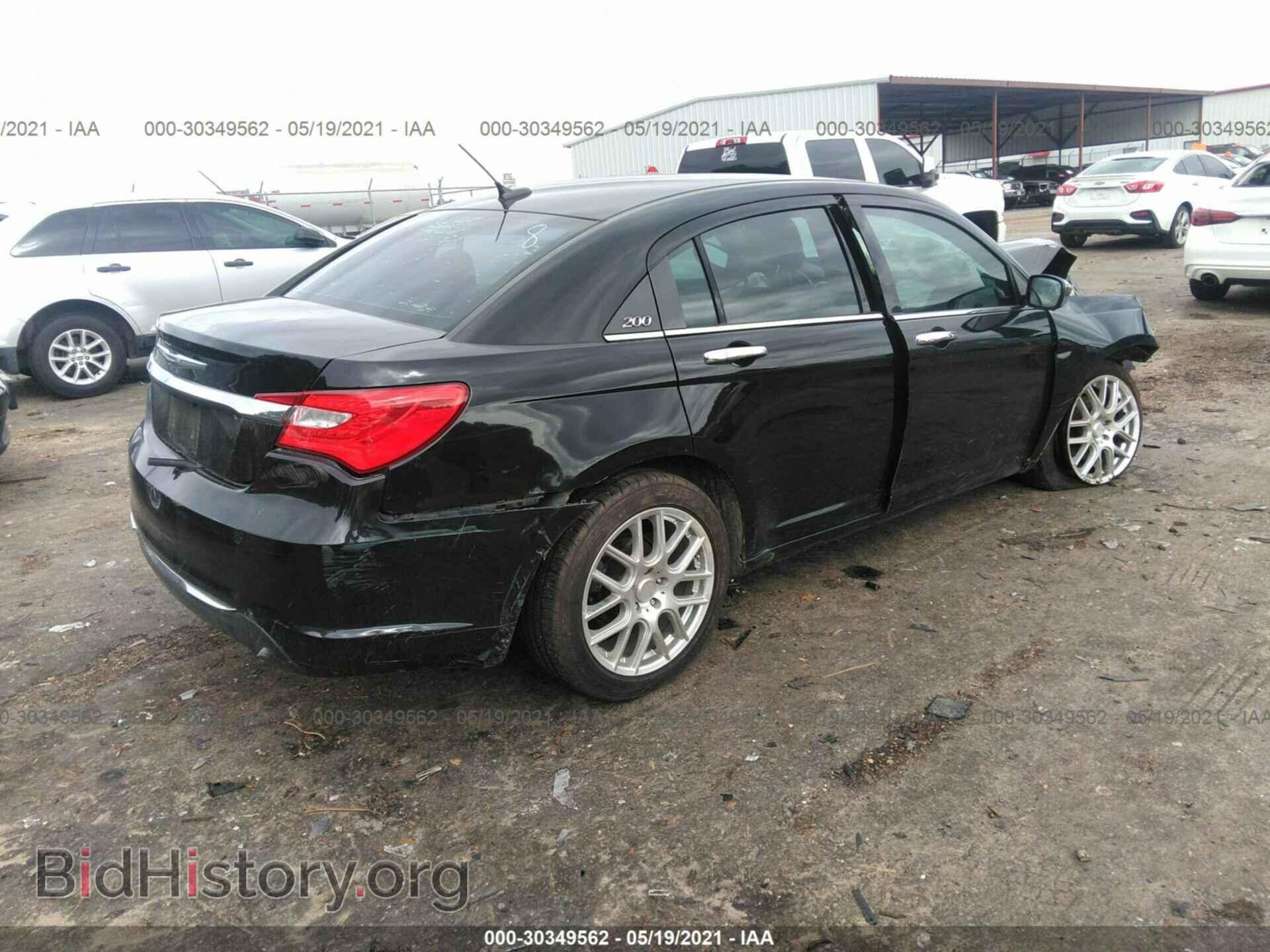 2012 CHRYSLER 200 - VIN: 1C3CCBCB0CN263873 - Фото 4