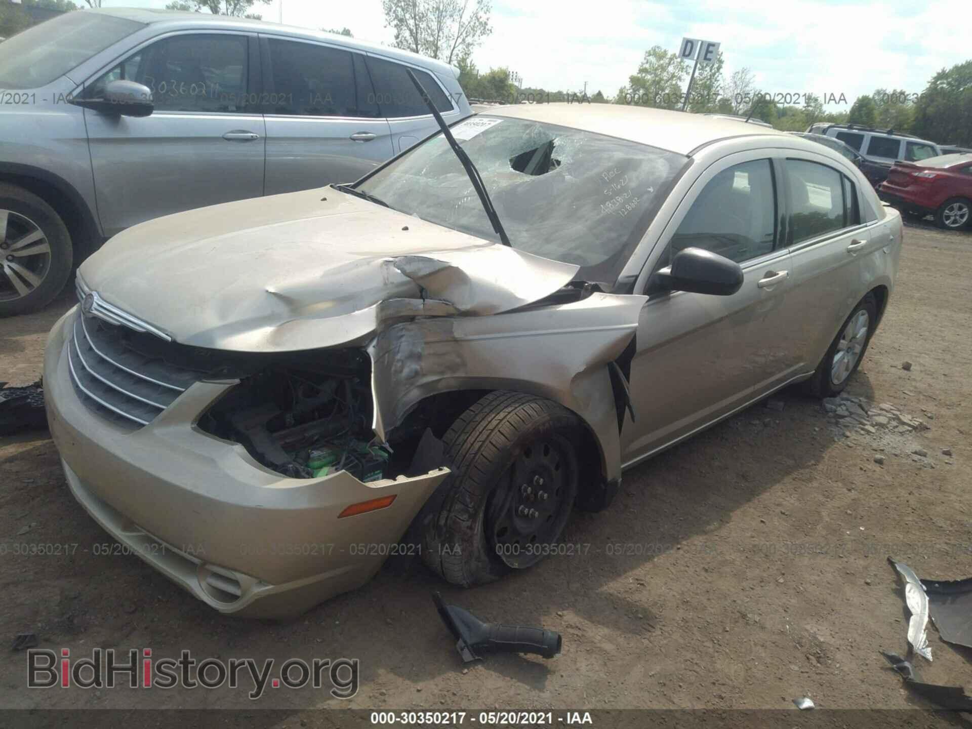 2010 CHRYSLER SEBRING - VIN: 1C3CC4FB1AN128602 - Фото 2