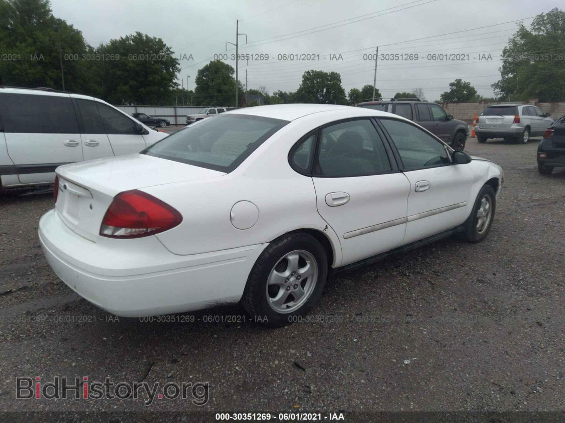 2006 FORD TAURUS - VIN: 1FAFP53UX6A157819 - Фото 4