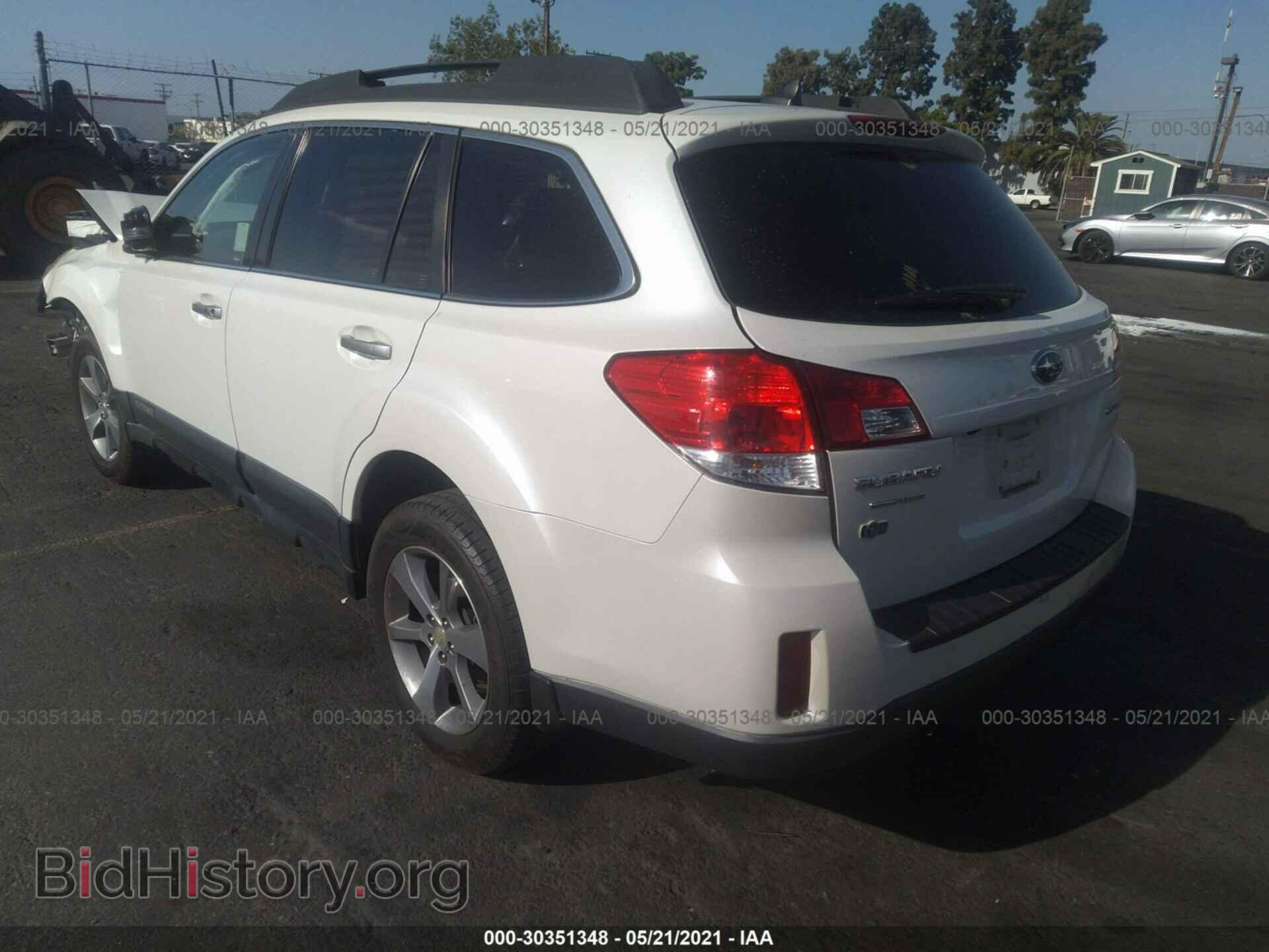 2014 SUBARU OUTBACK - VIN: 4S4BRBPC0E3238197 - Фото 3