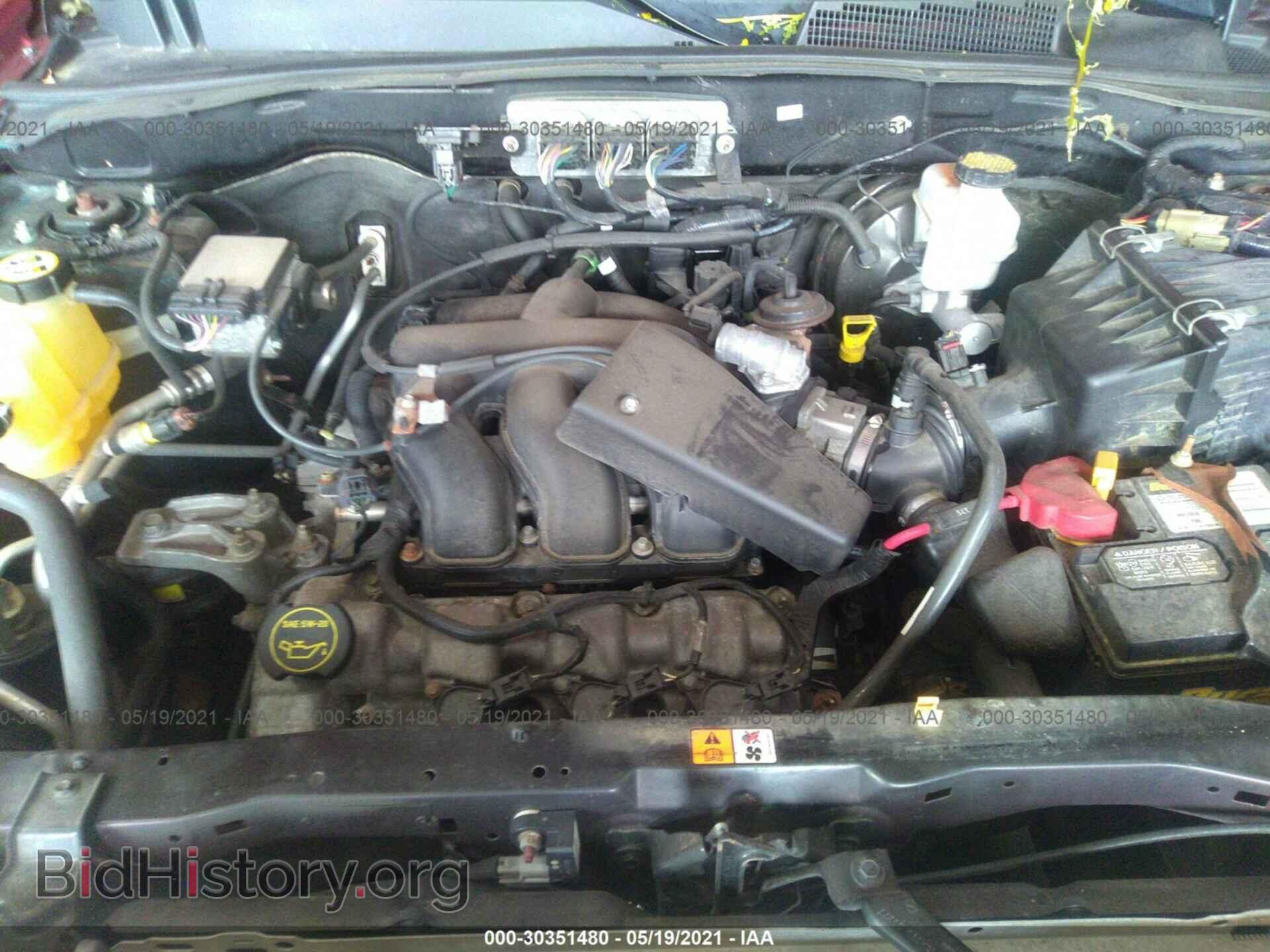 2008 FORD ESCAPE - VIN: 1FMCU93168KD83612 - Фото 10