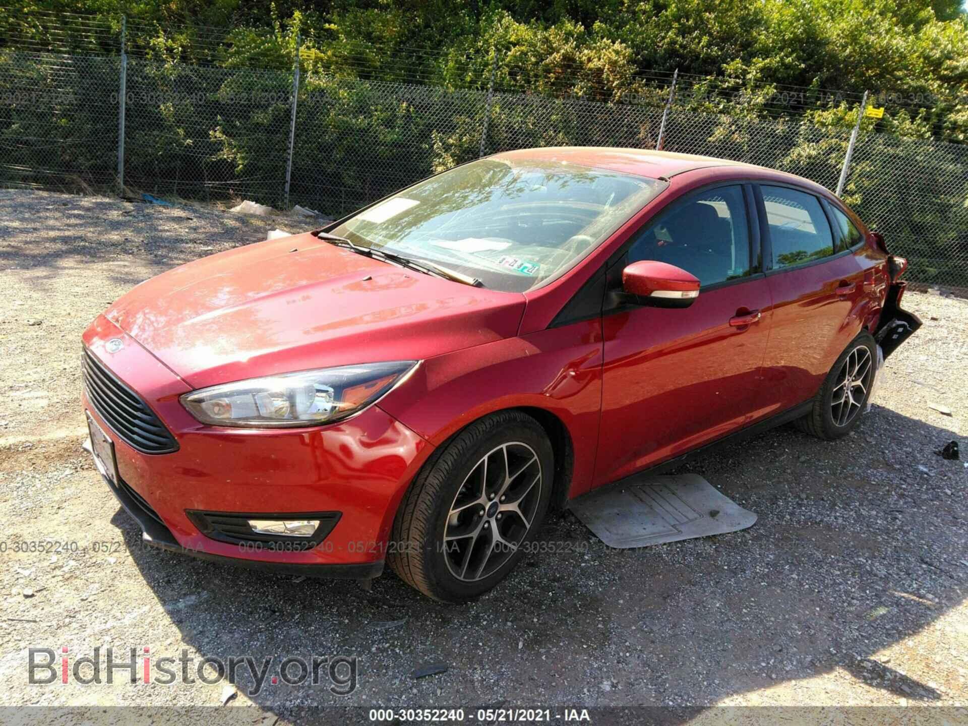 2017 FORD FOCUS - VIN: 1FADP3FE0HL297482 - Фото 2