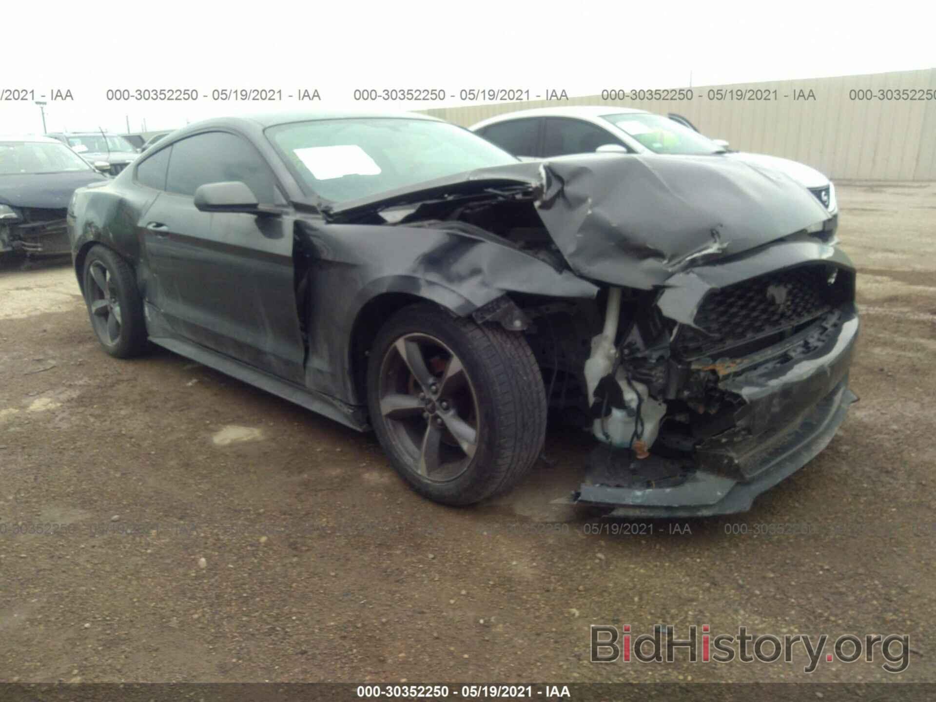 Photo 1FA6P8AM4F5368995 - FORD MUSTANG 2015