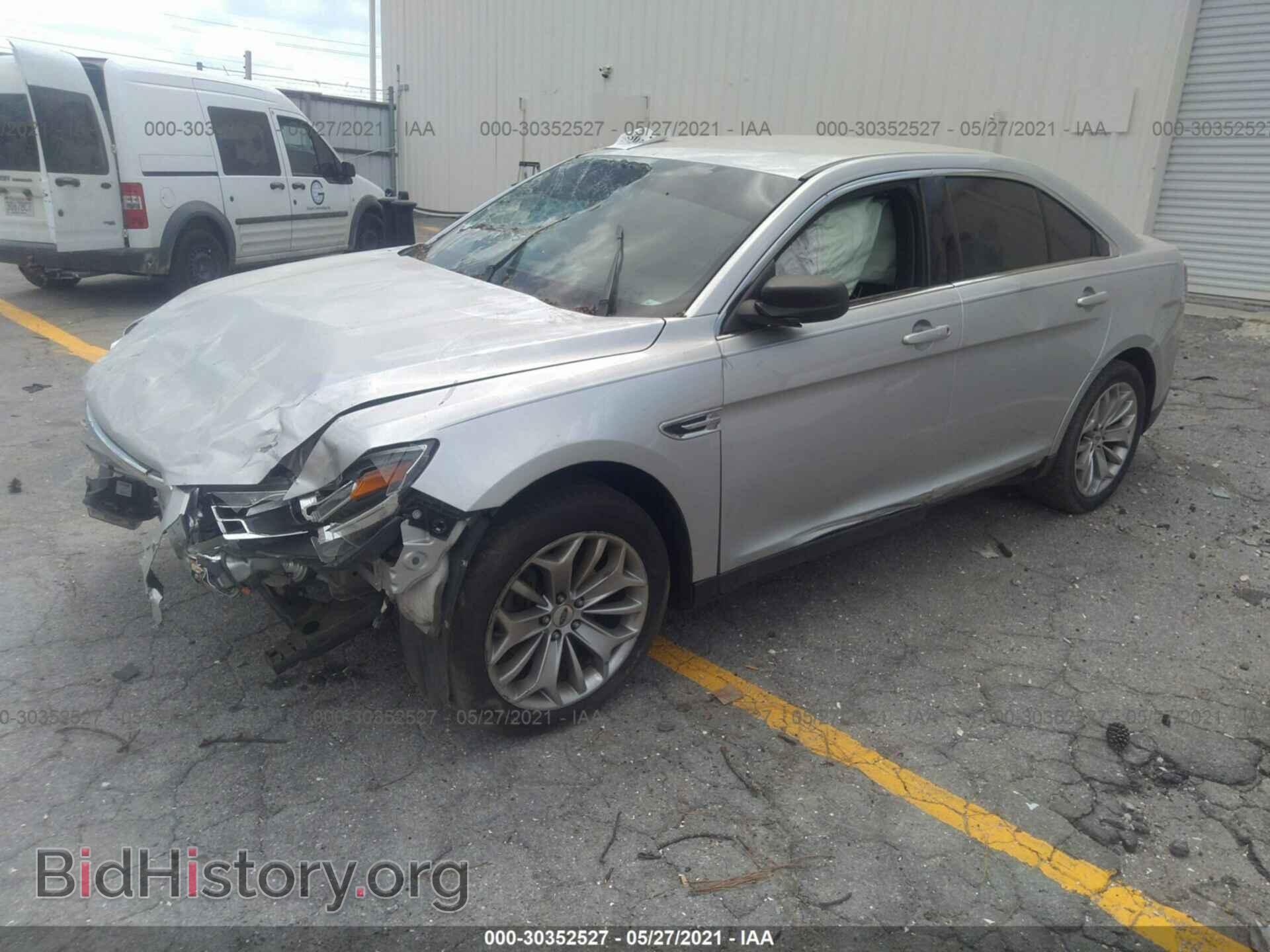 2016 FORD TAURUS - VIN: 1FAHP2F81GG102647 - Фото 2