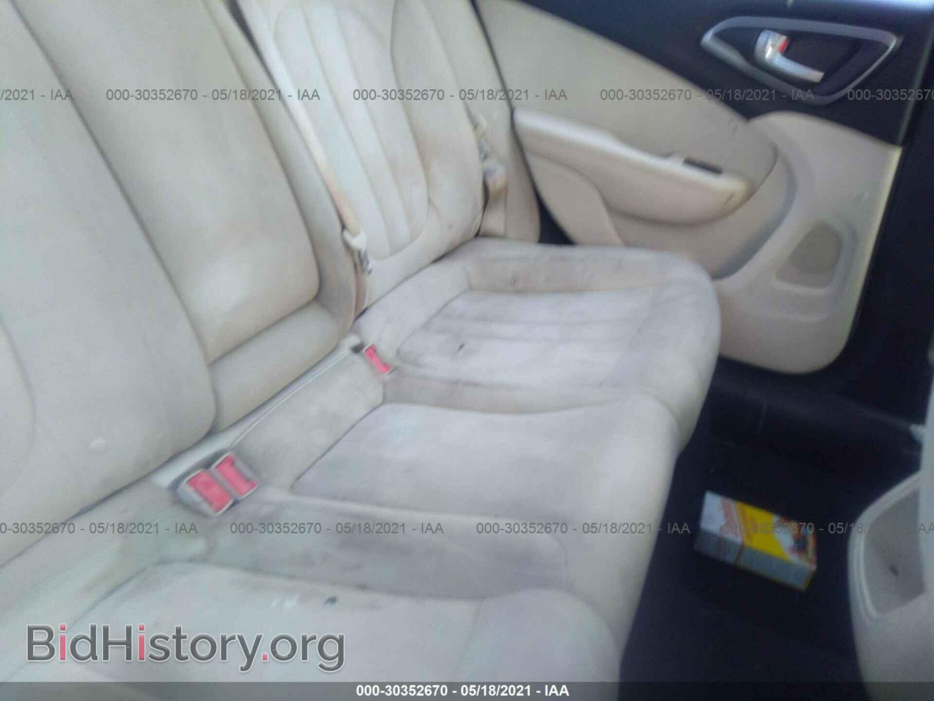 2015 CHRYSLER 200 - VIN: 1C3CCCAB7FN579560 - Photo 8