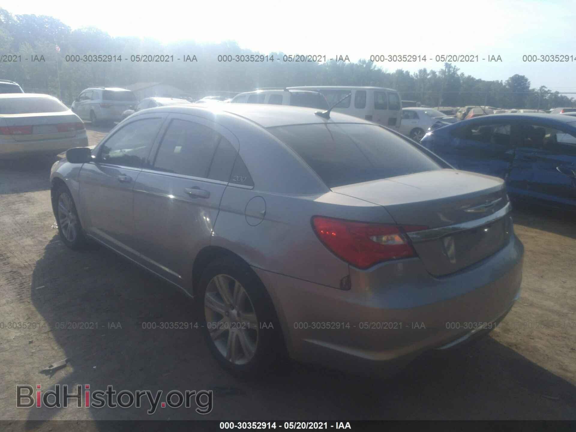 2013 CHRYSLER 200 - VIN: 1C3CCBBB7DN694438 - Photo 3