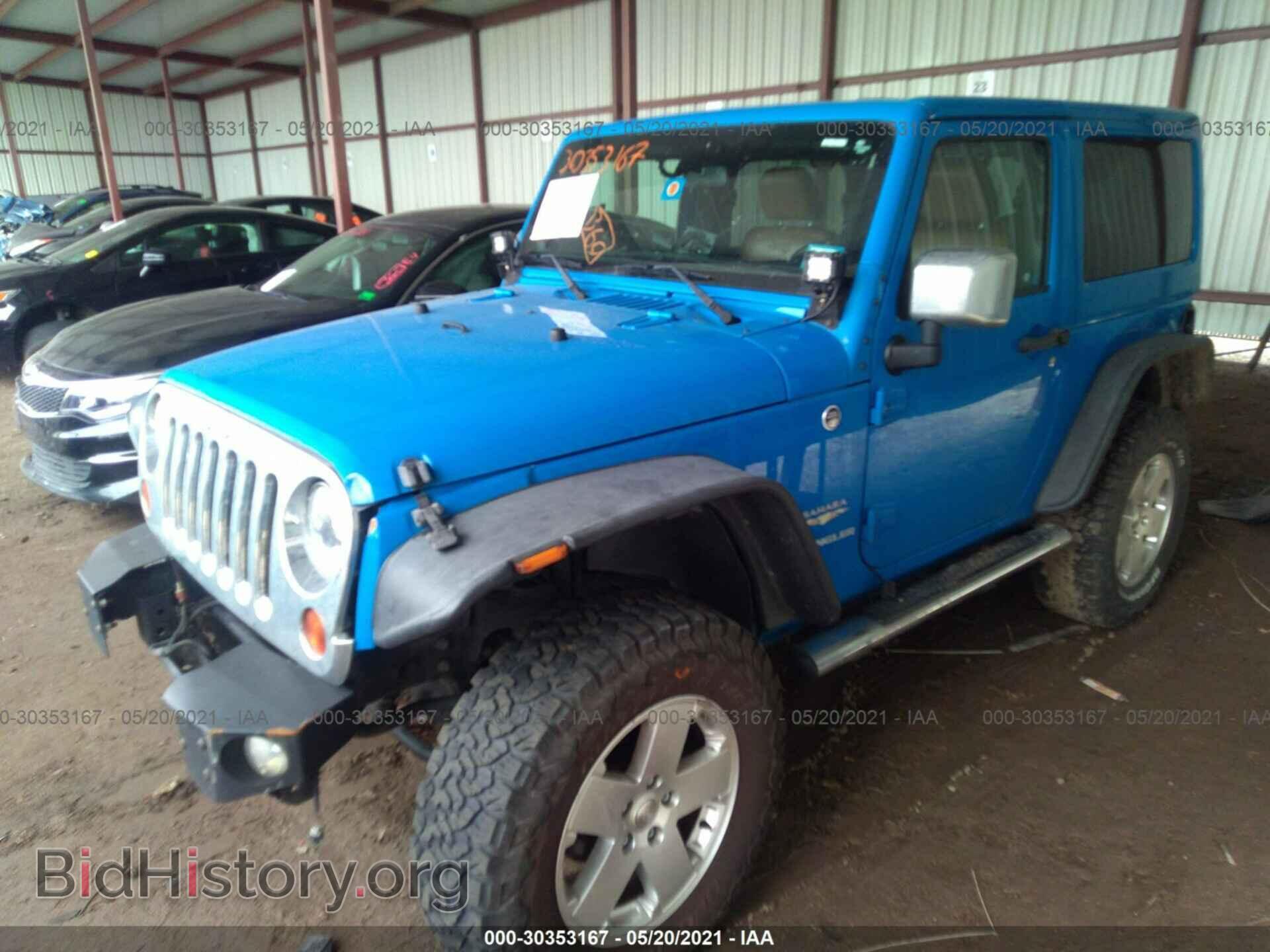 2011 JEEP WRANGLER - VIN: 1J4AA5D18BL579509 - Фото 2