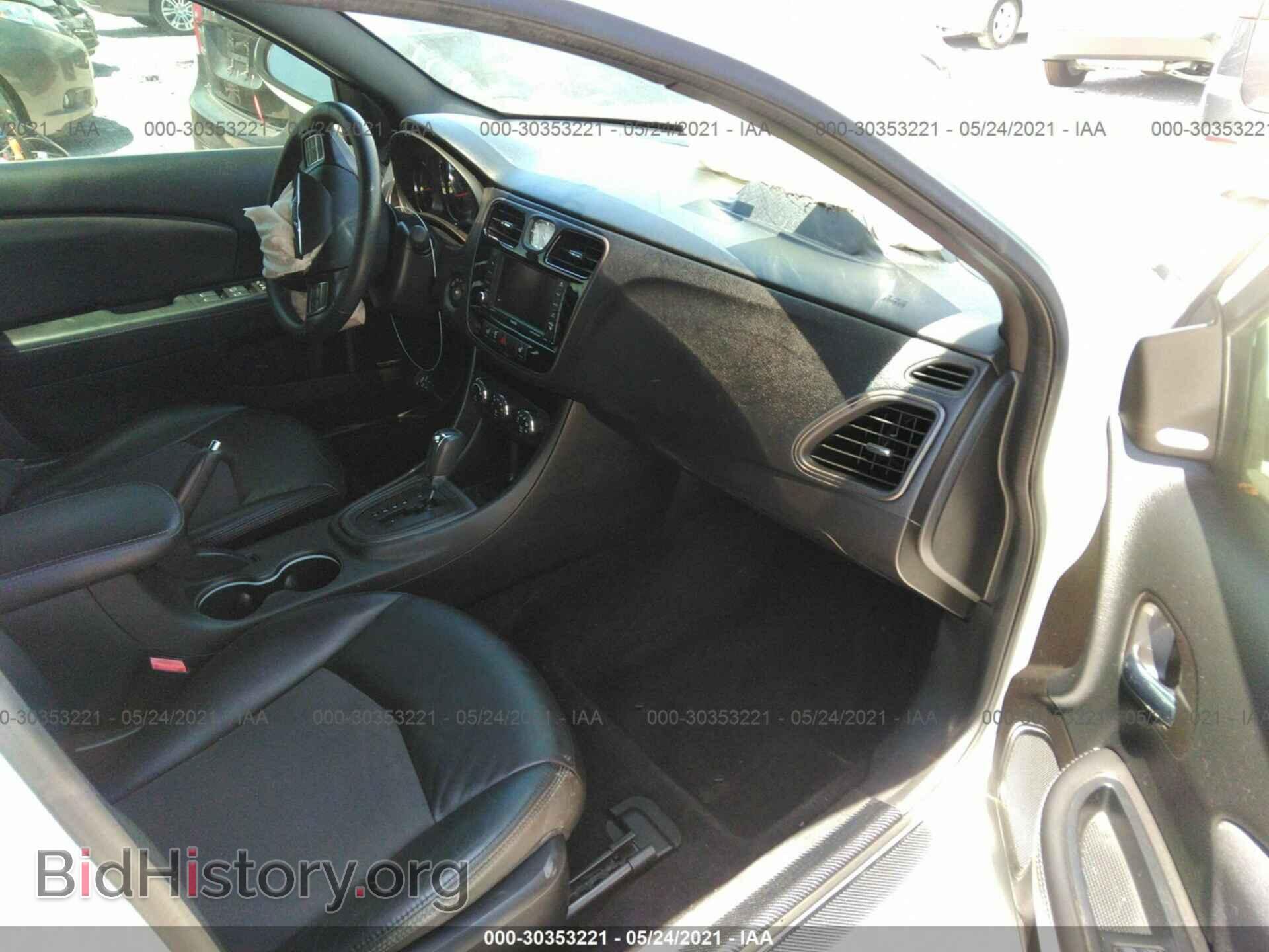 2013 CHRYSLER 200 - VIN: 1C3CCBCG0DN737270 - Photo 5