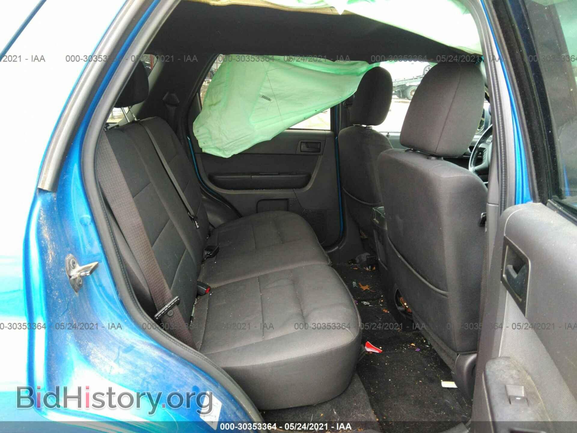 2011 FORD ESCAPE - VIN: 1FMCU0D74BKB66596 - Фото 8
