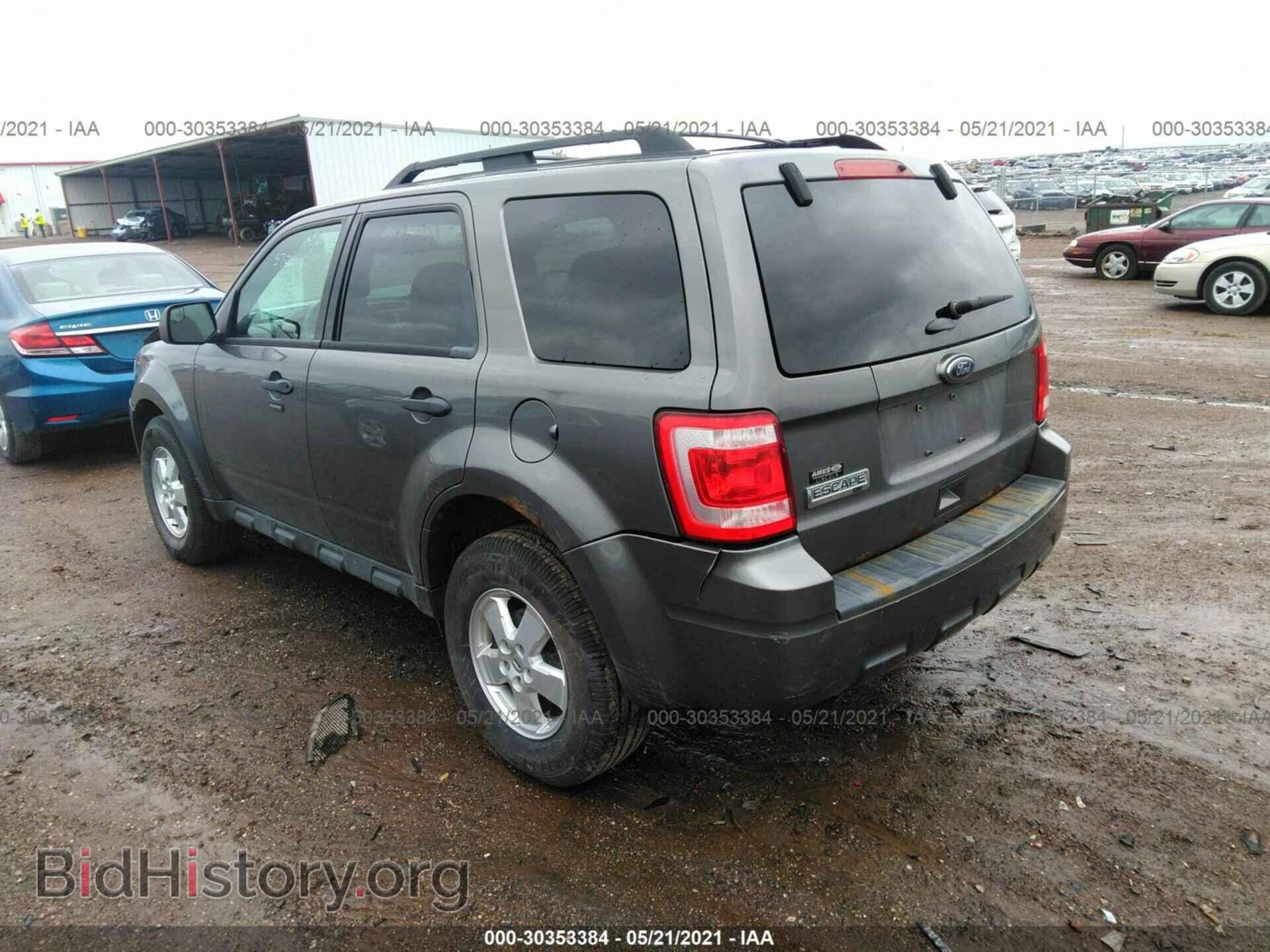 2011 FORD ESCAPE - VIN: 1FMCU9D72BKA87898 - Фото 3