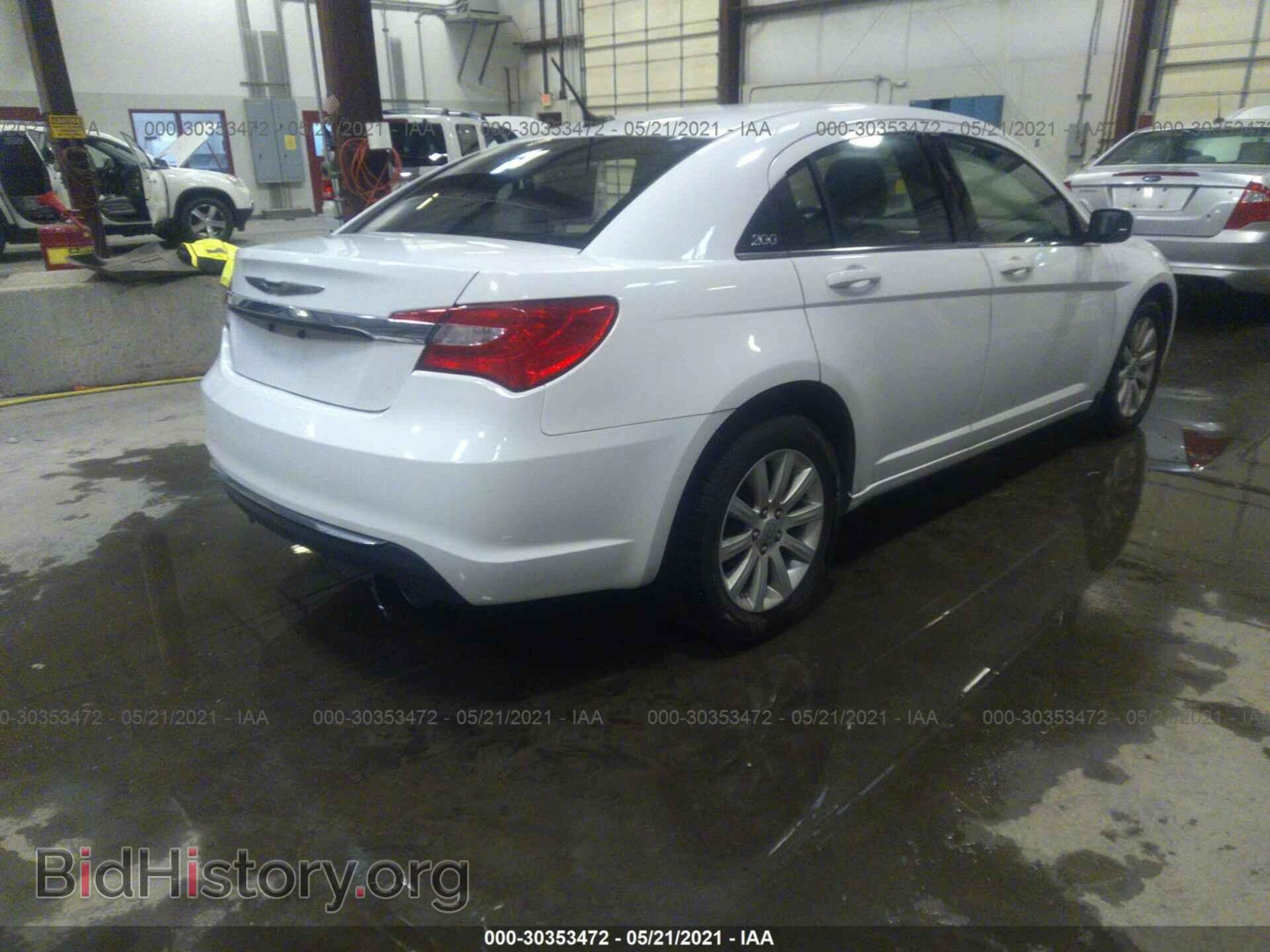 2014 CHRYSLER 200 - VIN: 1C3CCBBG3EN114292 - Фото 4