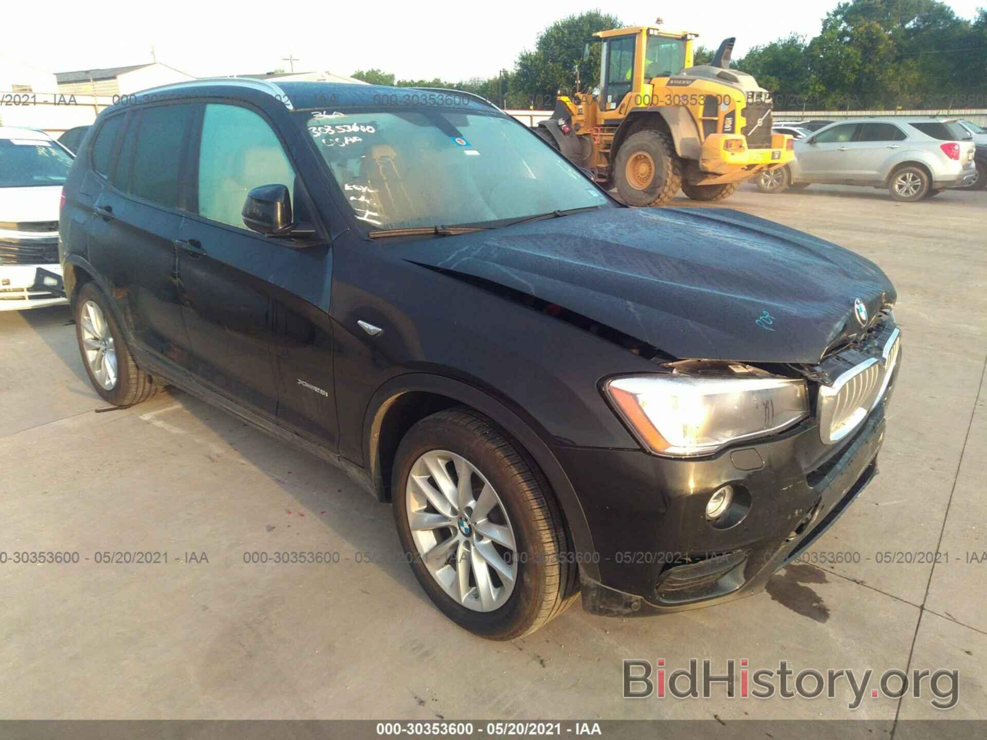 Photo 5UXWX9C59H0T12569 - BMW X3 2017