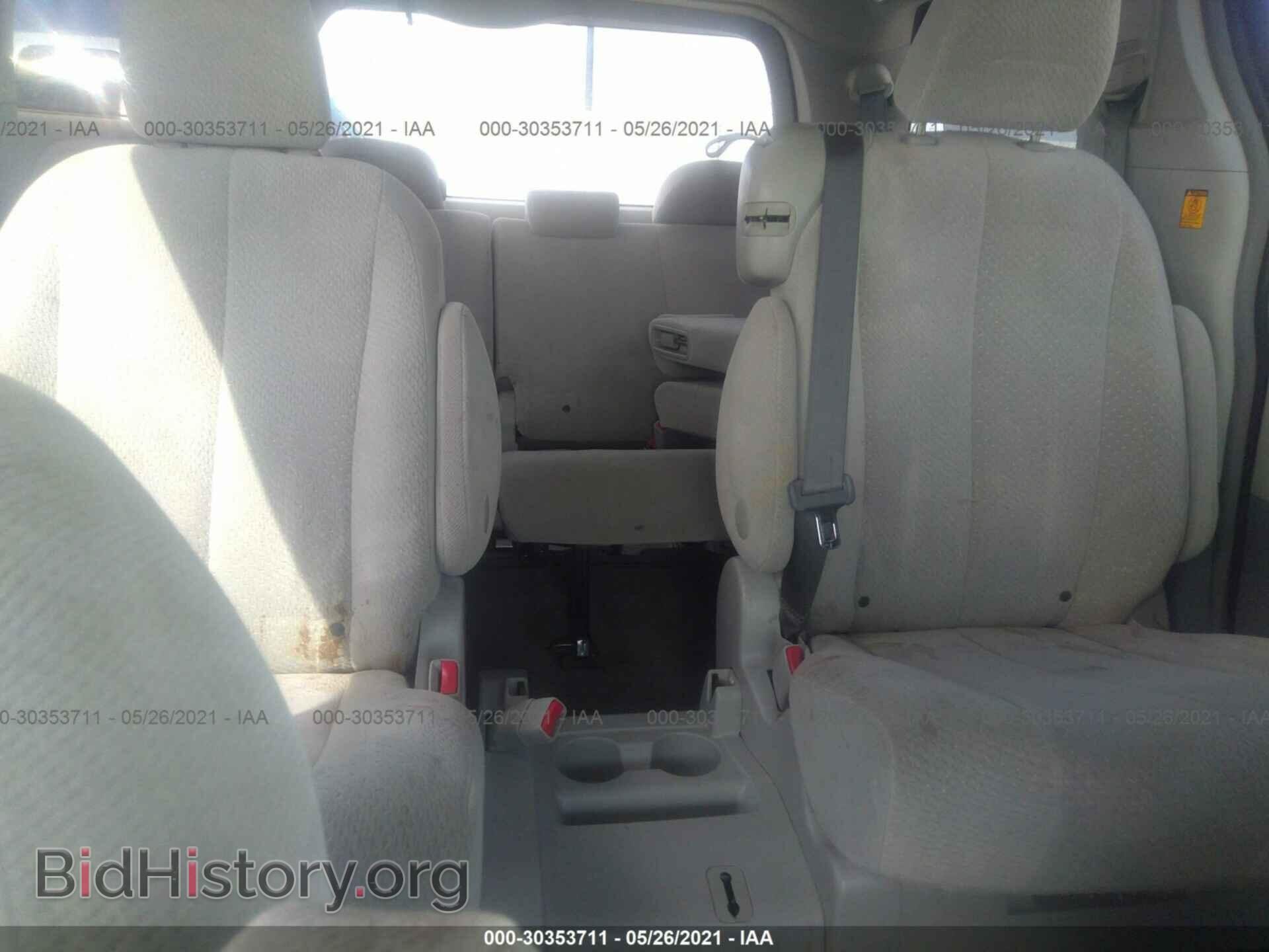 2013 TOYOTA SIENNA - VIN: 5TDKK3DC8DS364825 - Фото 8