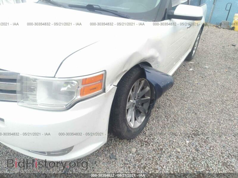 2010 Ford FLEX (VIN 2FMHK6CC8ABA25018) — photo 6 of 11