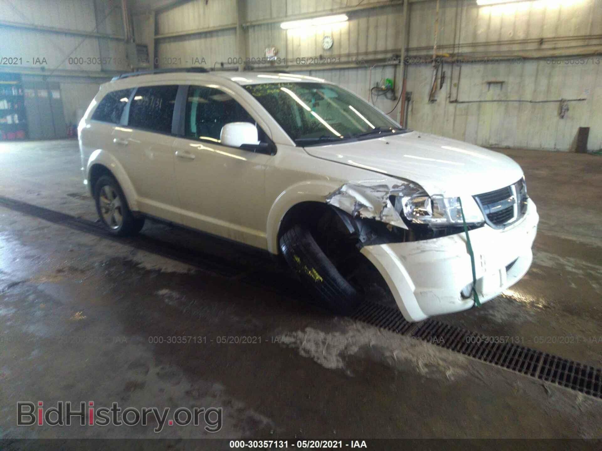 Фотография 3D4PG5FV9AT209867 - DODGE JOURNEY 2010