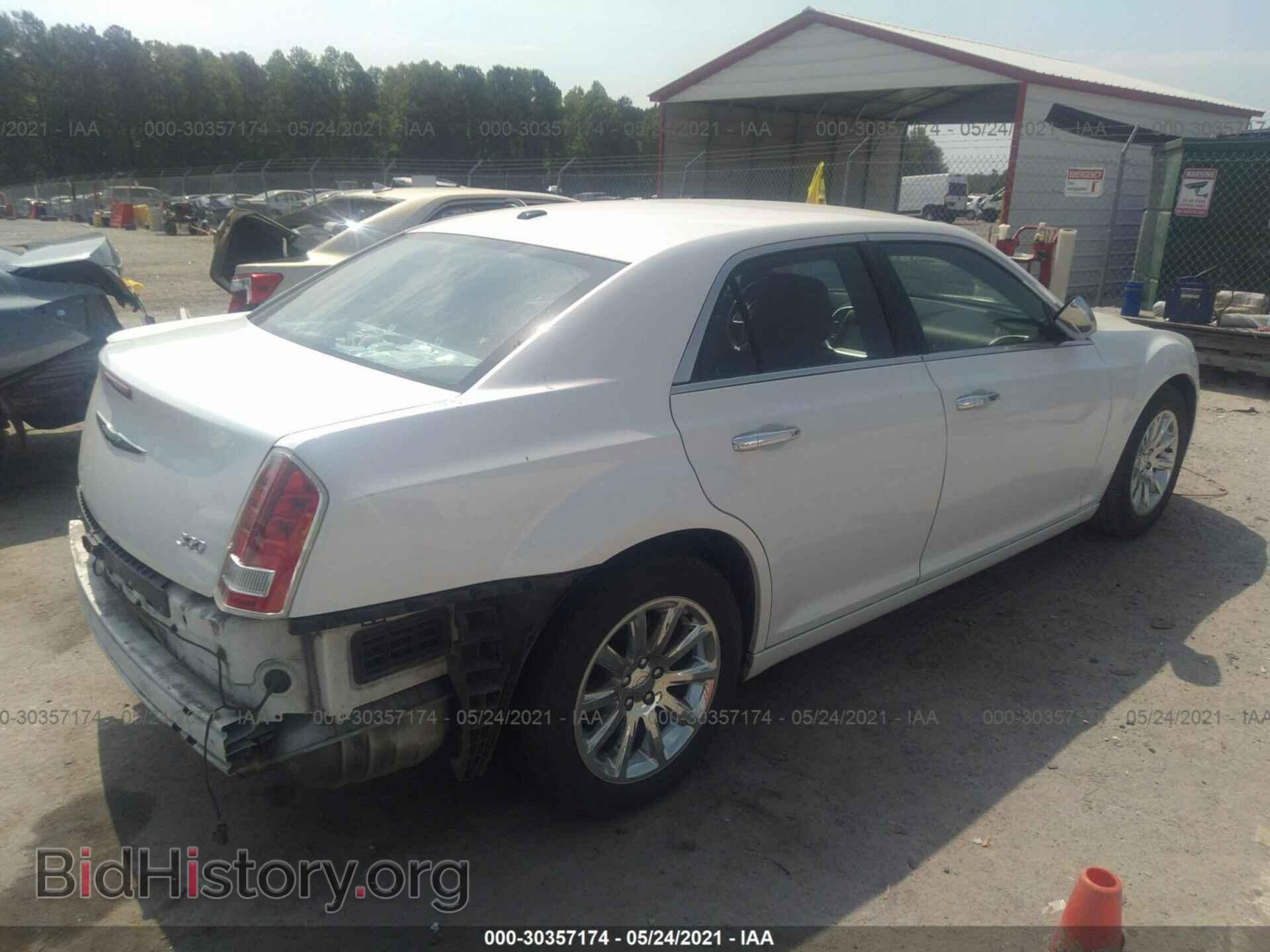 2012 CHRYSLER 300 - VIN: 2C3CCACGXCH310633 - Фото 4