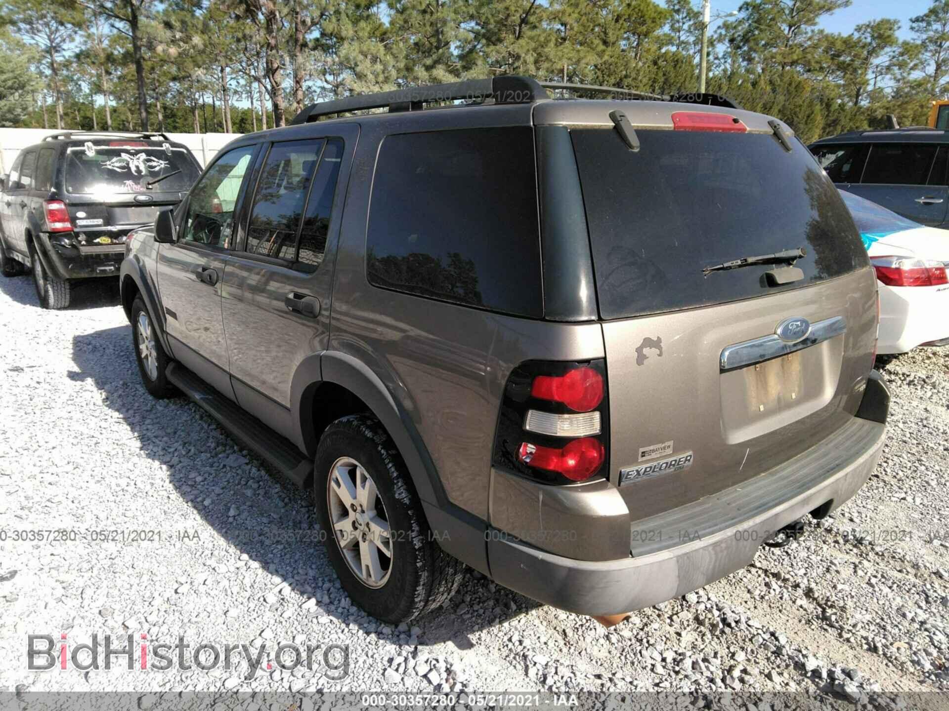 2006 FORD EXPLORER - VIN: 1FMEU63E46ZA21275 - Фото 3