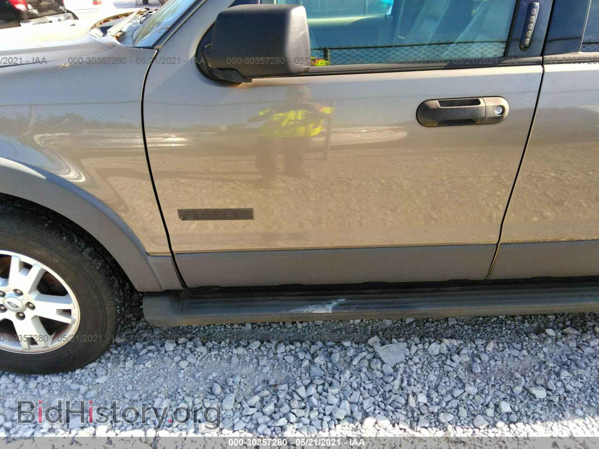 2006 FORD EXPLORER - VIN: 1FMEU63E46ZA21275 - Фото 6