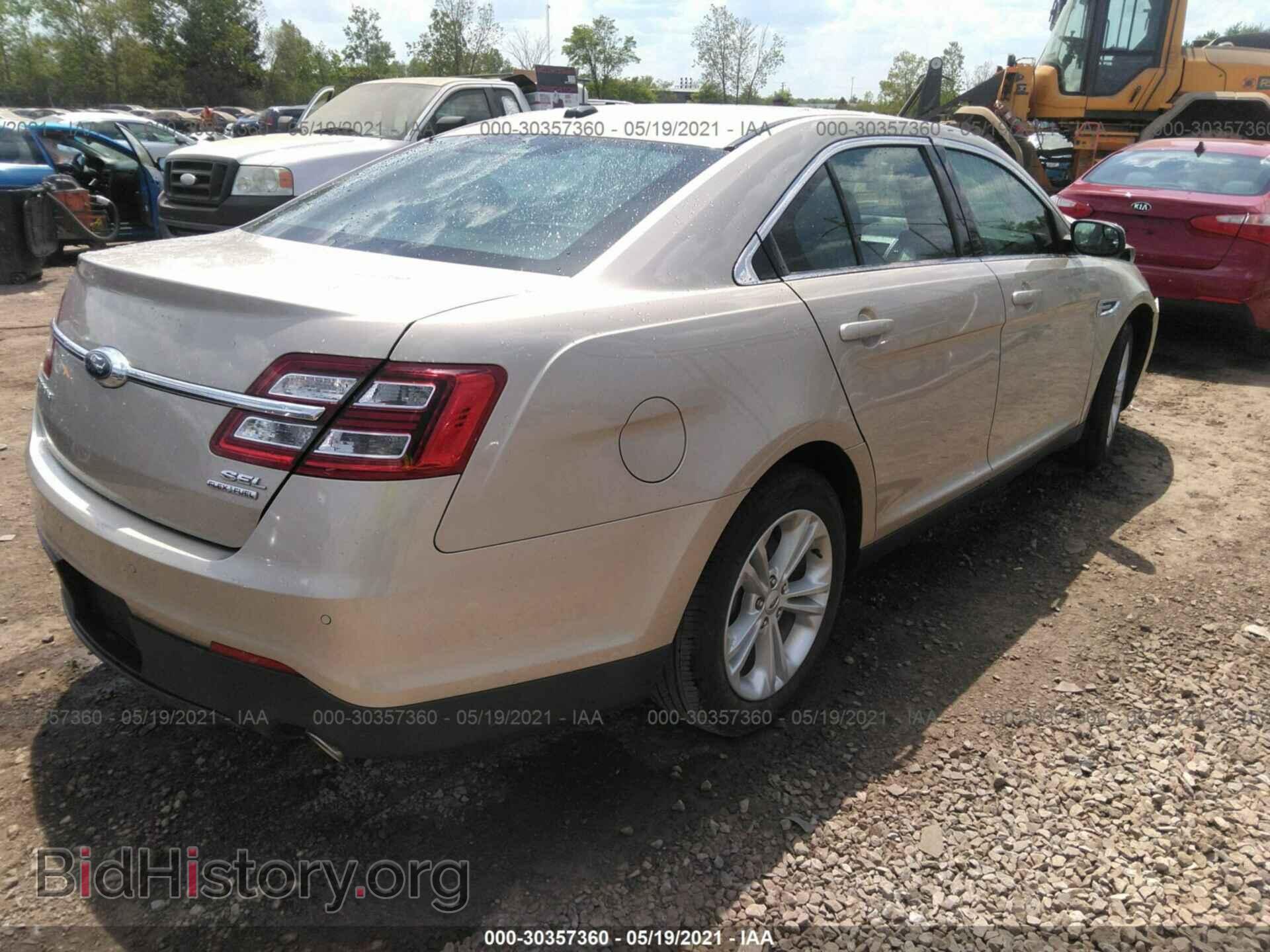 2017 FORD TAURUS - VIN: 1FAHP2E82HG110453 - Фото 4