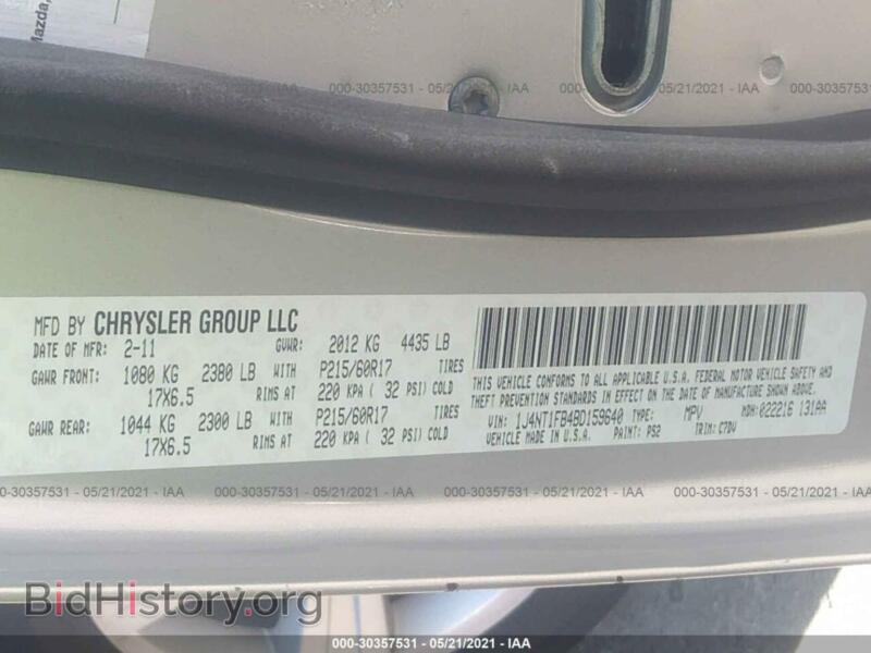 2011 Jeep COMPASS (VIN 1J4NT1FB4BD159640) — photo 9 of 12
