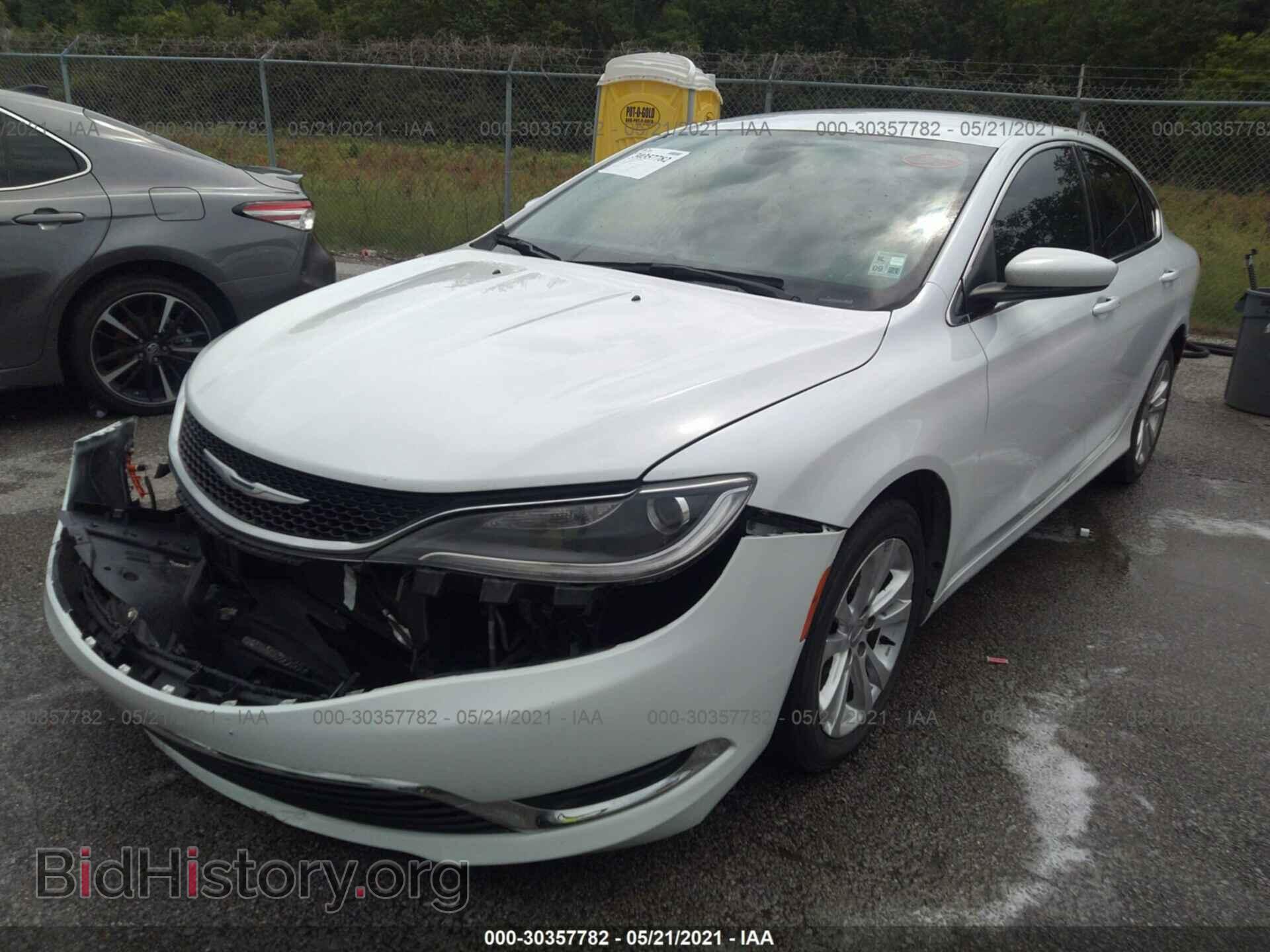 2015 CHRYSLER 200 - VIN: 1C3CCCAB2FN713813 - Фото 2