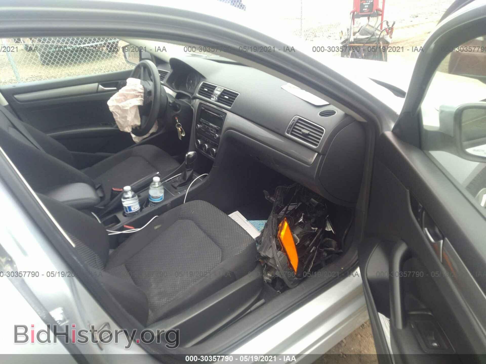 2012 VOLKSWAGEN PASSAT - VIN: 1VWAP7A30CC080529 - Фото 5