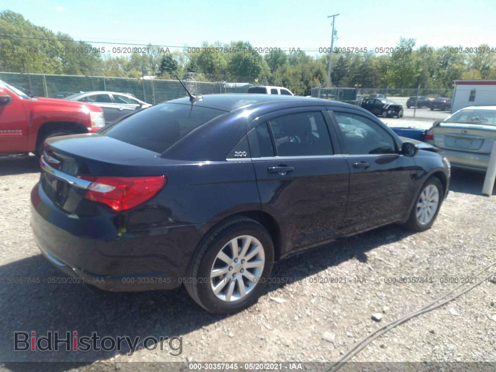 2012 CHRYSLER 200 - VIN: 1C3CCBBB2CN287965 - Фото 4