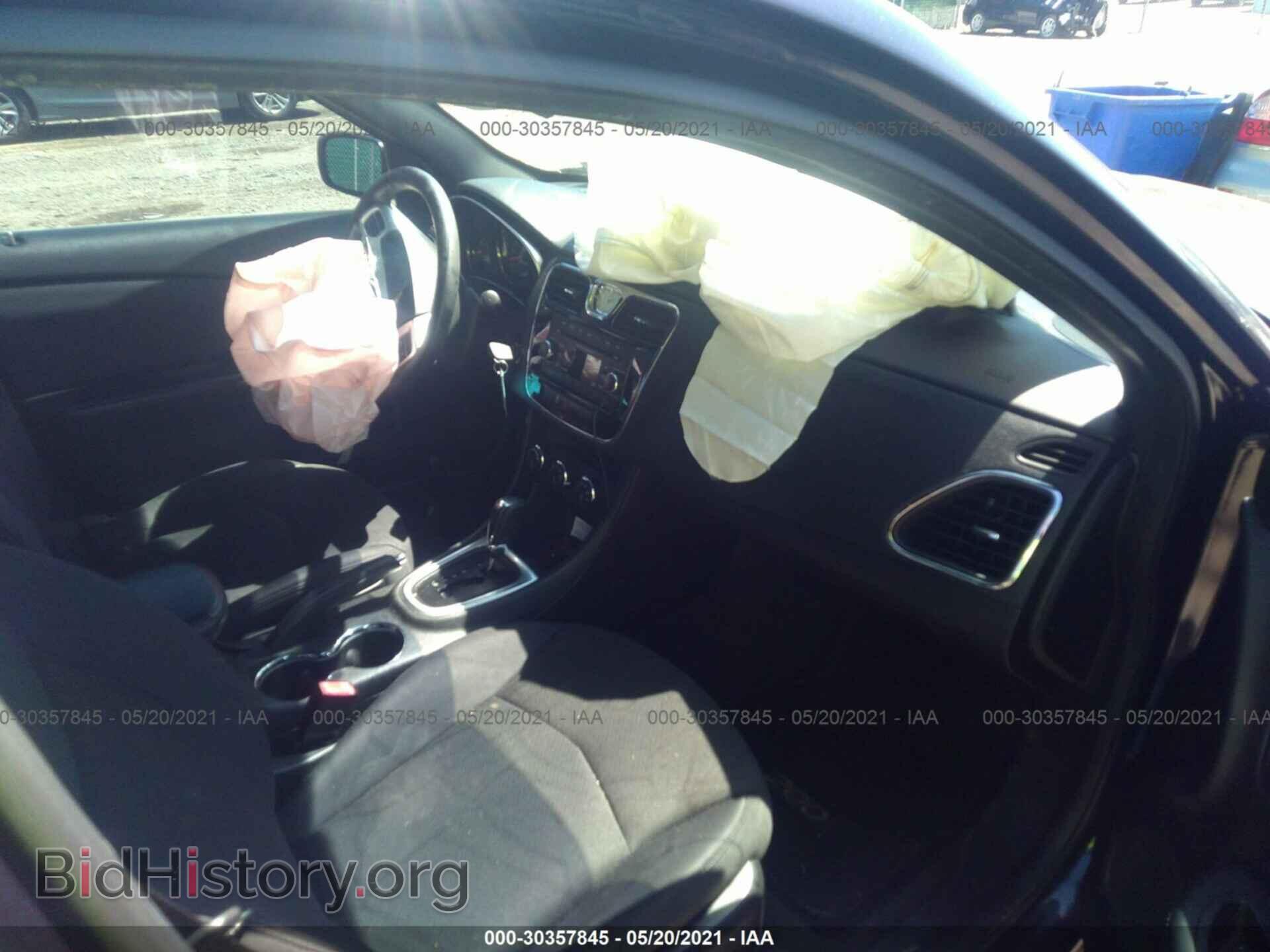2012 CHRYSLER 200 - VIN: 1C3CCBBB2CN287965 - Фото 5