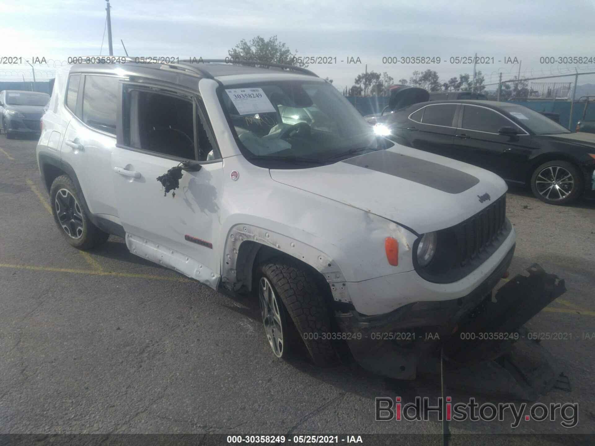 Фотография ZACCJBCT2GPD49144 - JEEP RENEGADE 2016