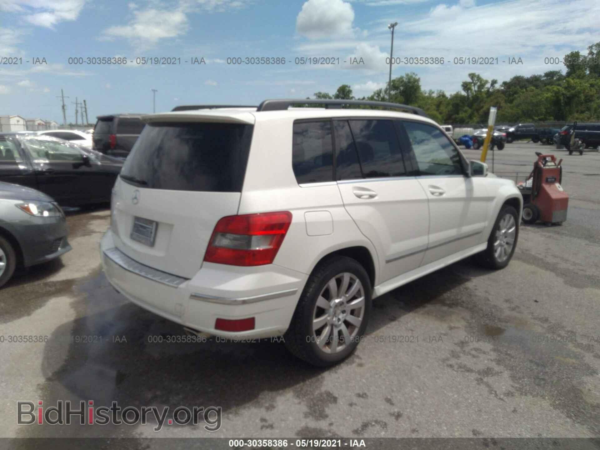 2011 MERCEDES-BENZ GLK-CLASS - VIN: WDCGG5GB6BF583473 - Photo 4