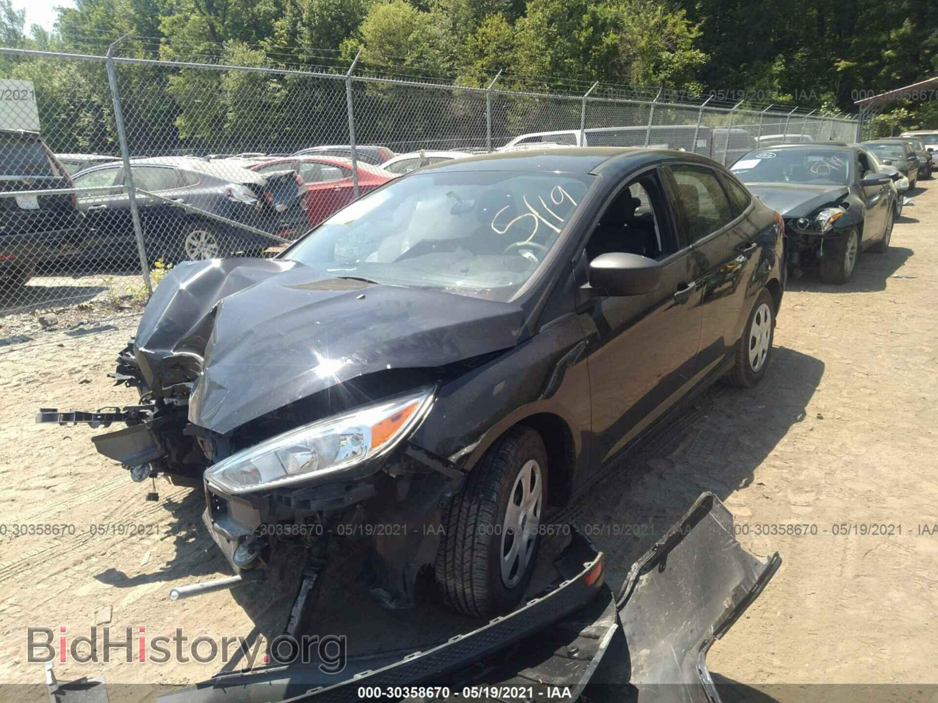 2017 FORD FOCUS - VIN: 1FADP3E2XHL309581 - Фото 2