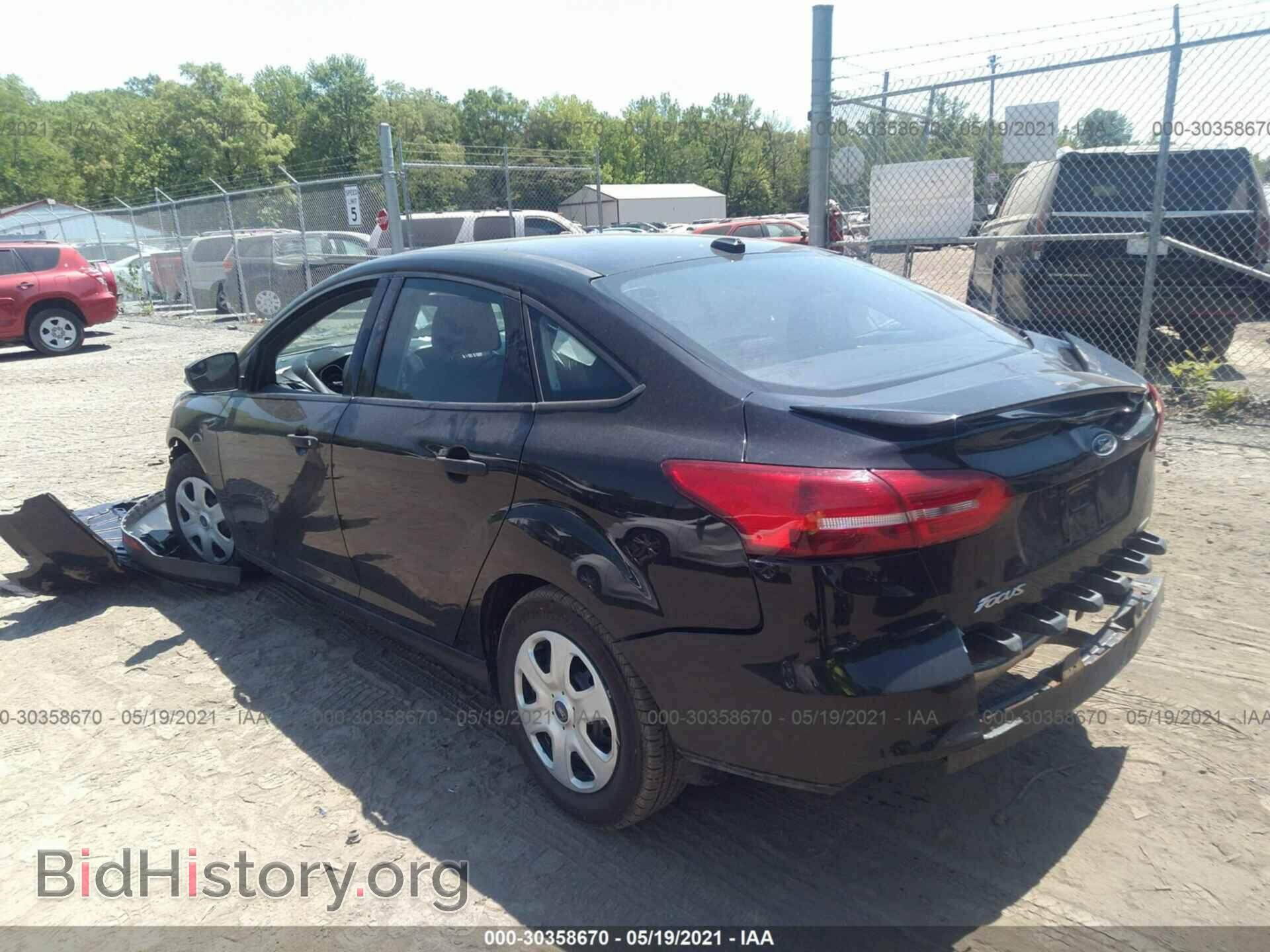 2017 FORD FOCUS - VIN: 1FADP3E2XHL309581 - Фото 3