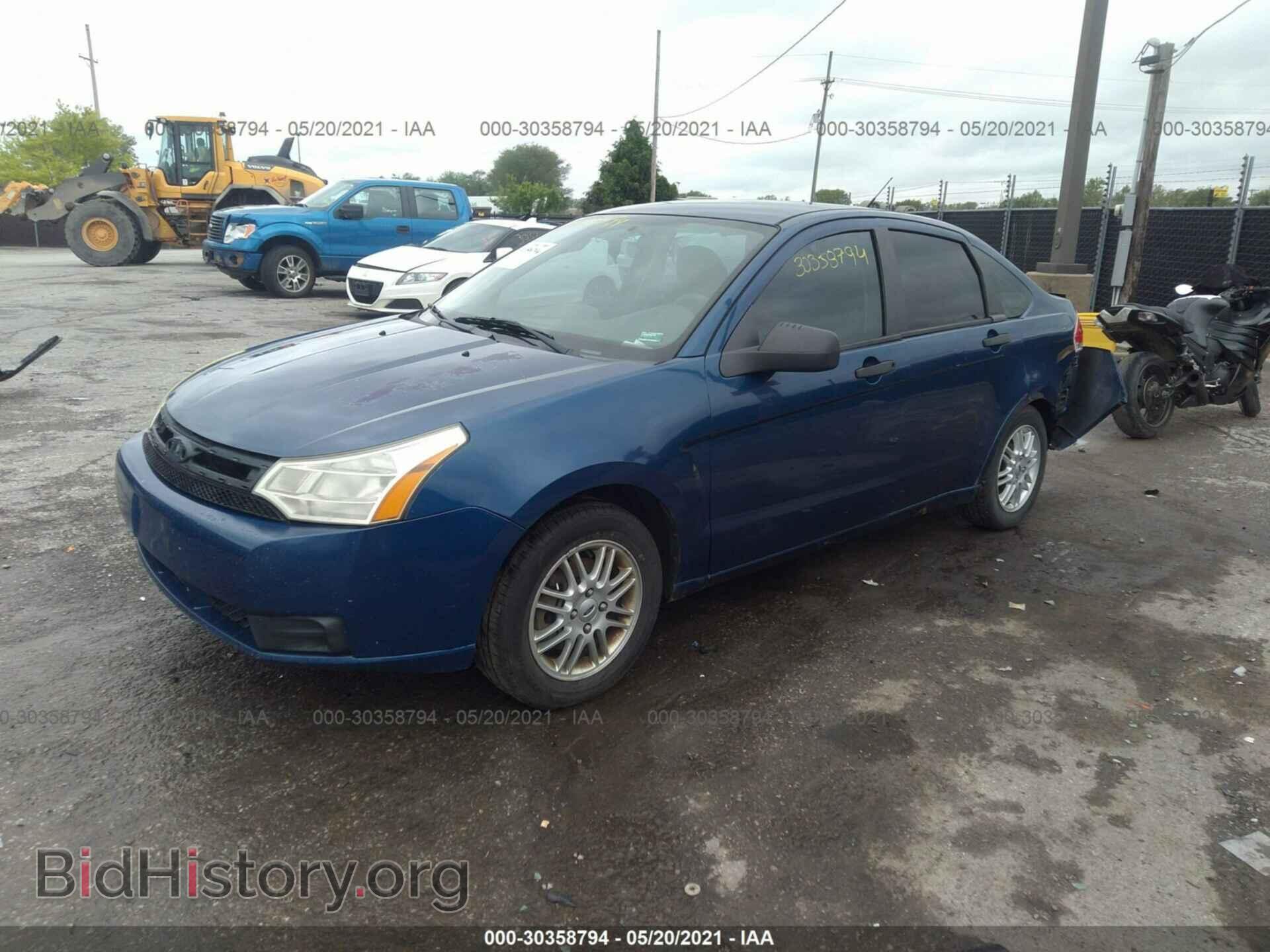 2009 FORD FOCUS - VIN: 1FAHP35N29W149272 - Фото 2