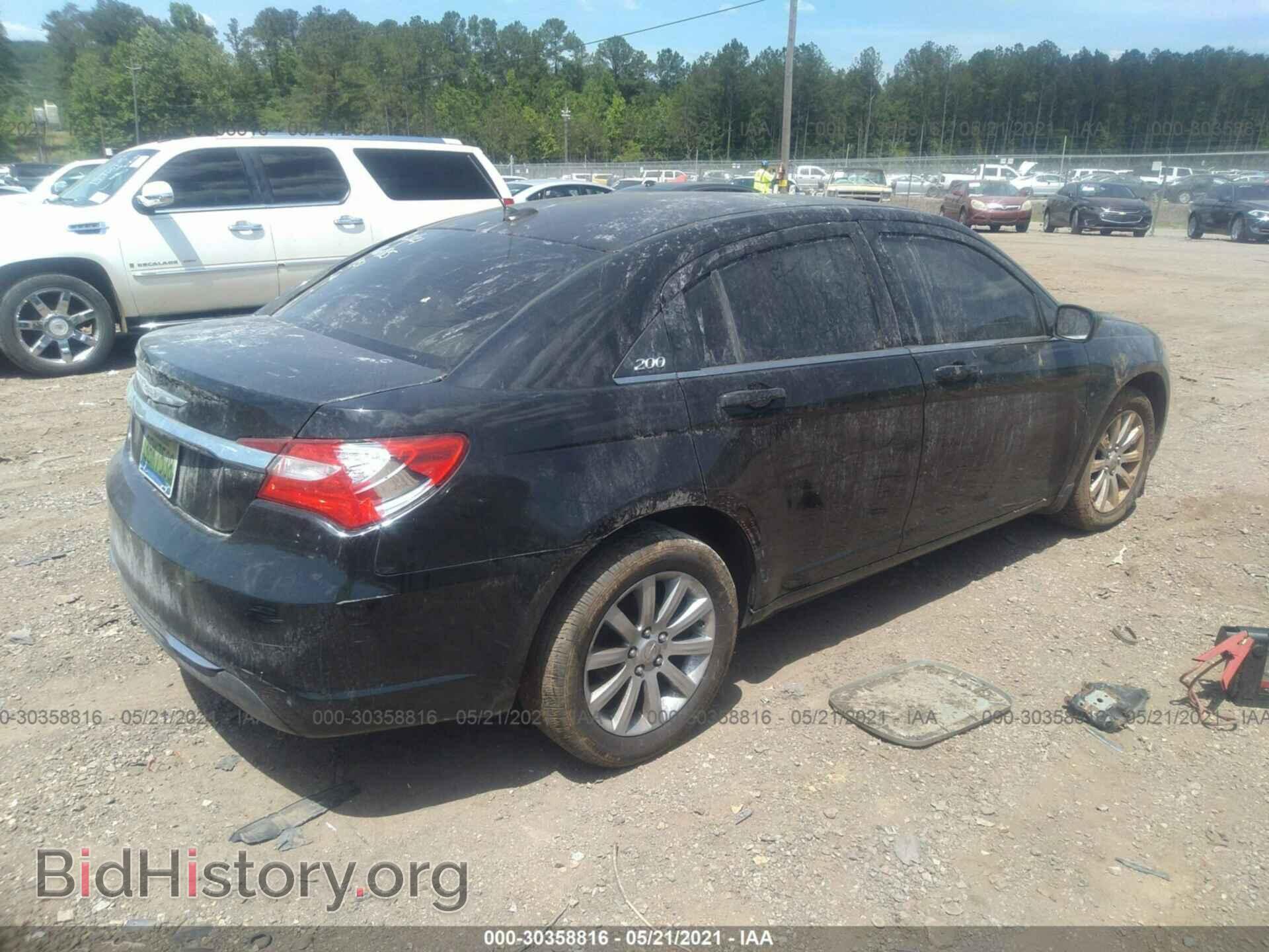 2012 CHRYSLER 200 - VIN: 1C3CCBBB0CN107883 - Фото 4