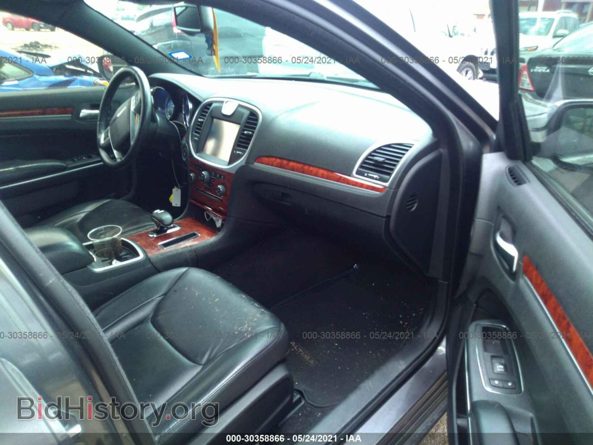 2014 CHRYSLER 300 - VIN: 2C3CCAAG1EH381080 - Фото 5