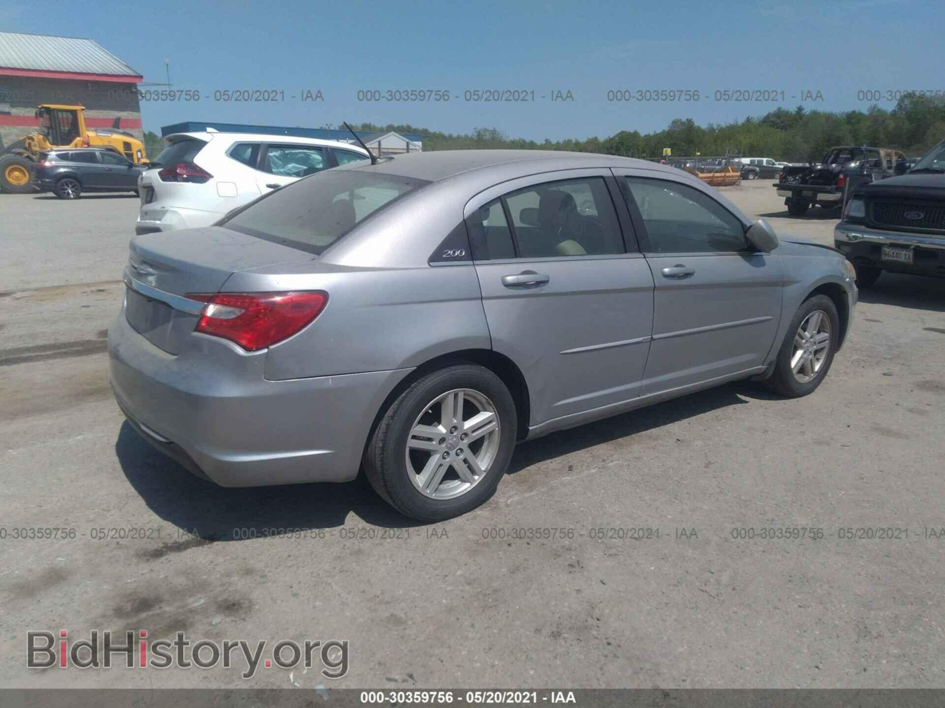 2013 CHRYSLER 200 - VIN: 1C3CCBAB9DN614476 - Фото 4
