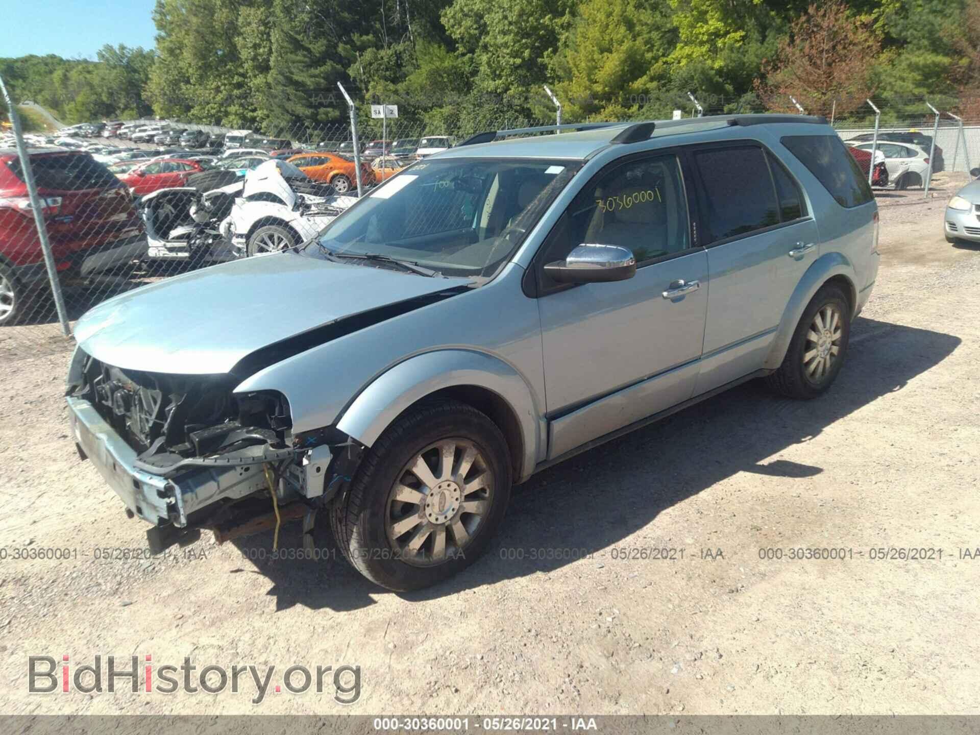 2008 FORD TAURUS X - VIN: 1FMDK06W08GA30699 - Фото 2