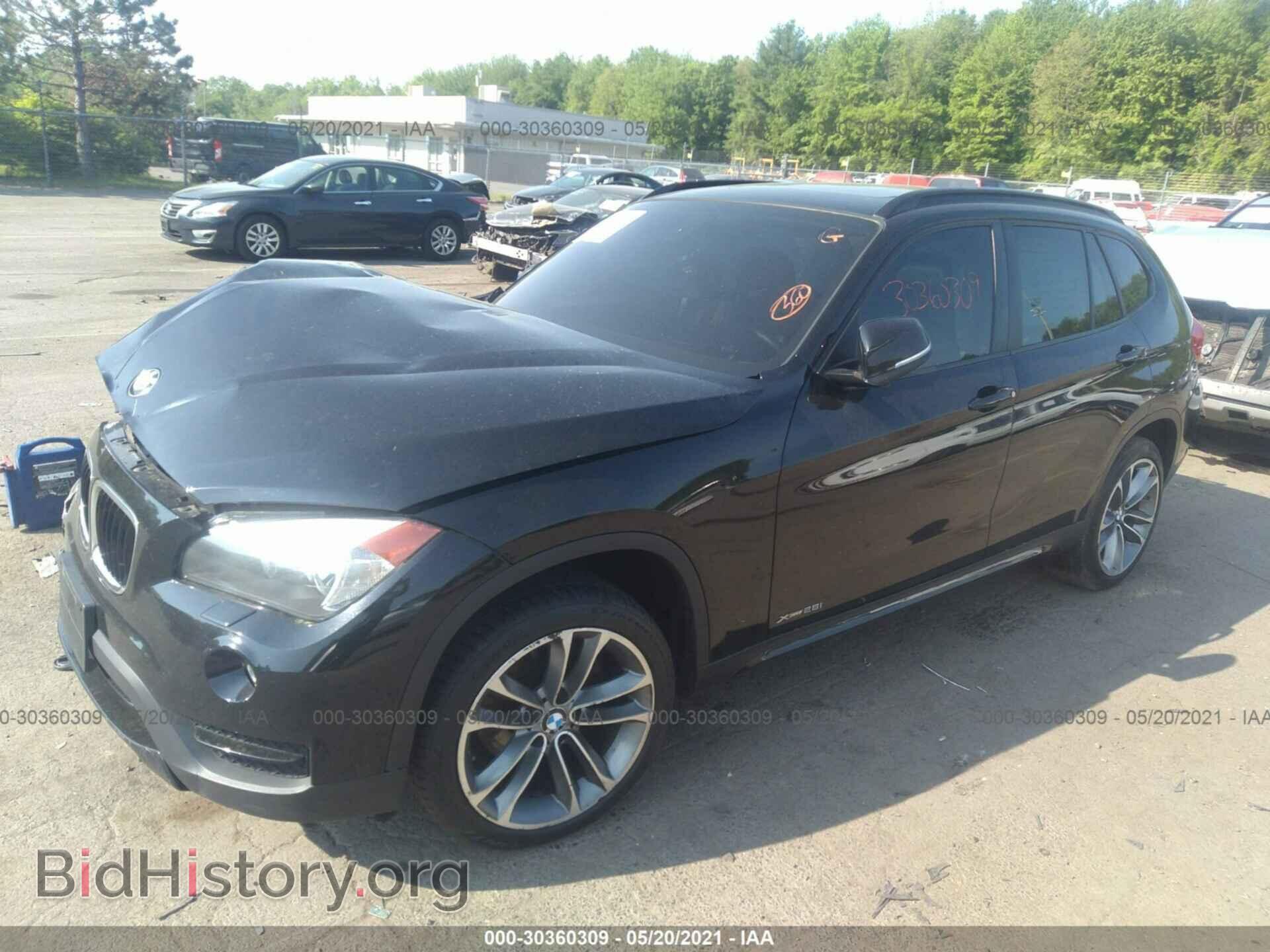 2013 BMW X1 - VIN: WBAVL1C57DVR83176 - Фото 2