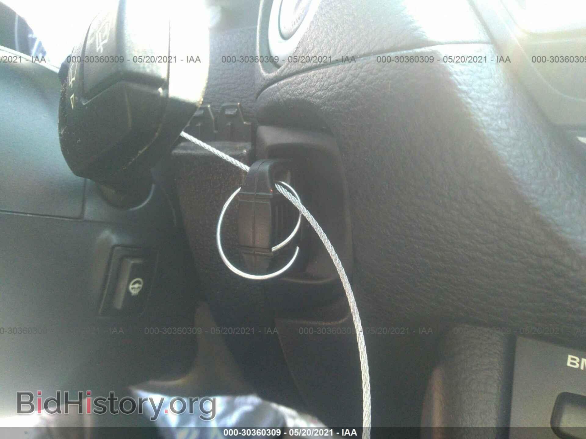 2013 BMW X1 - VIN: WBAVL1C57DVR83176 - Фото 11