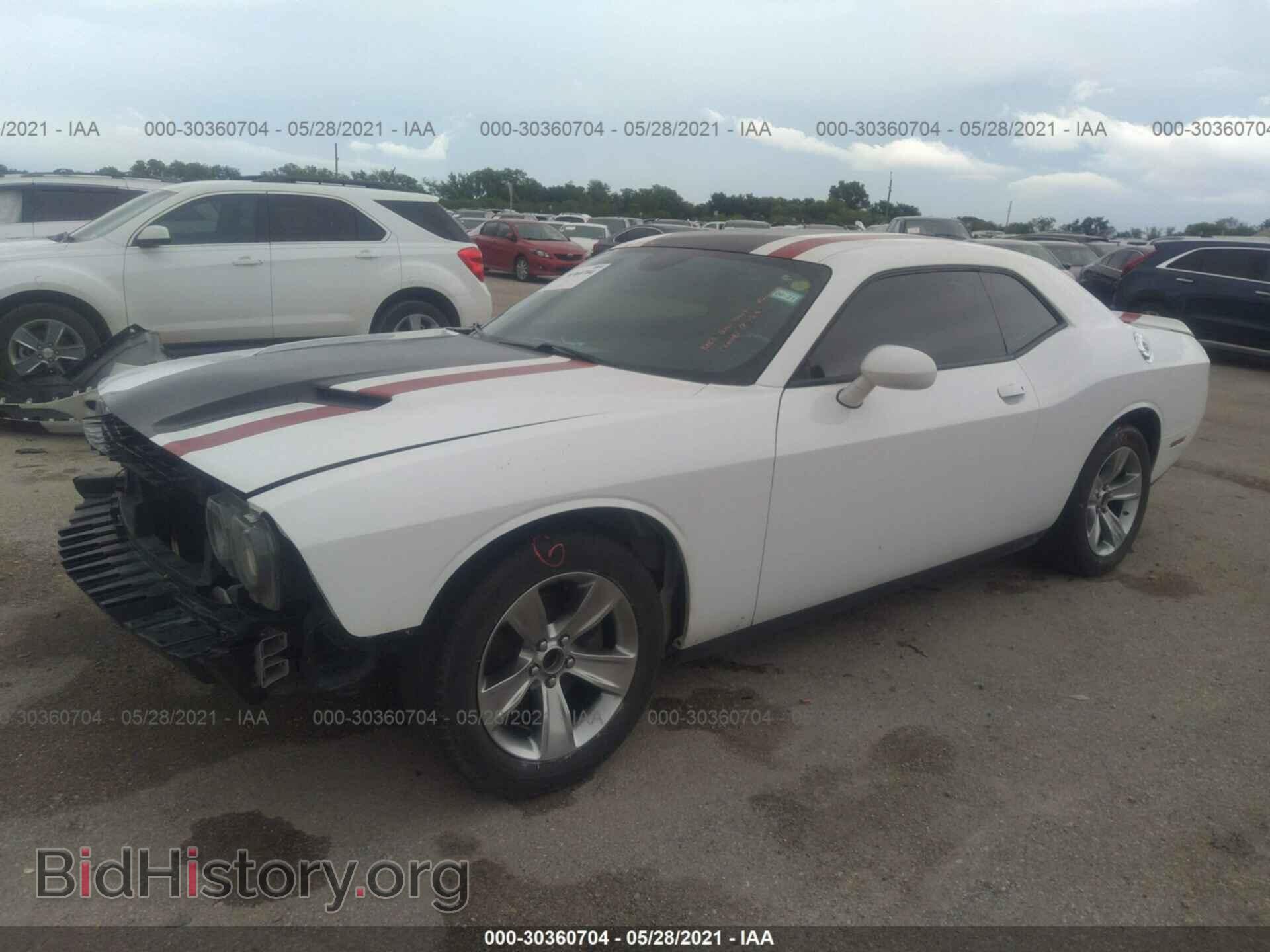 2018 DODGE CHALLENGER - VIN: 2C3CDZAG8JH310318 - Photo 2