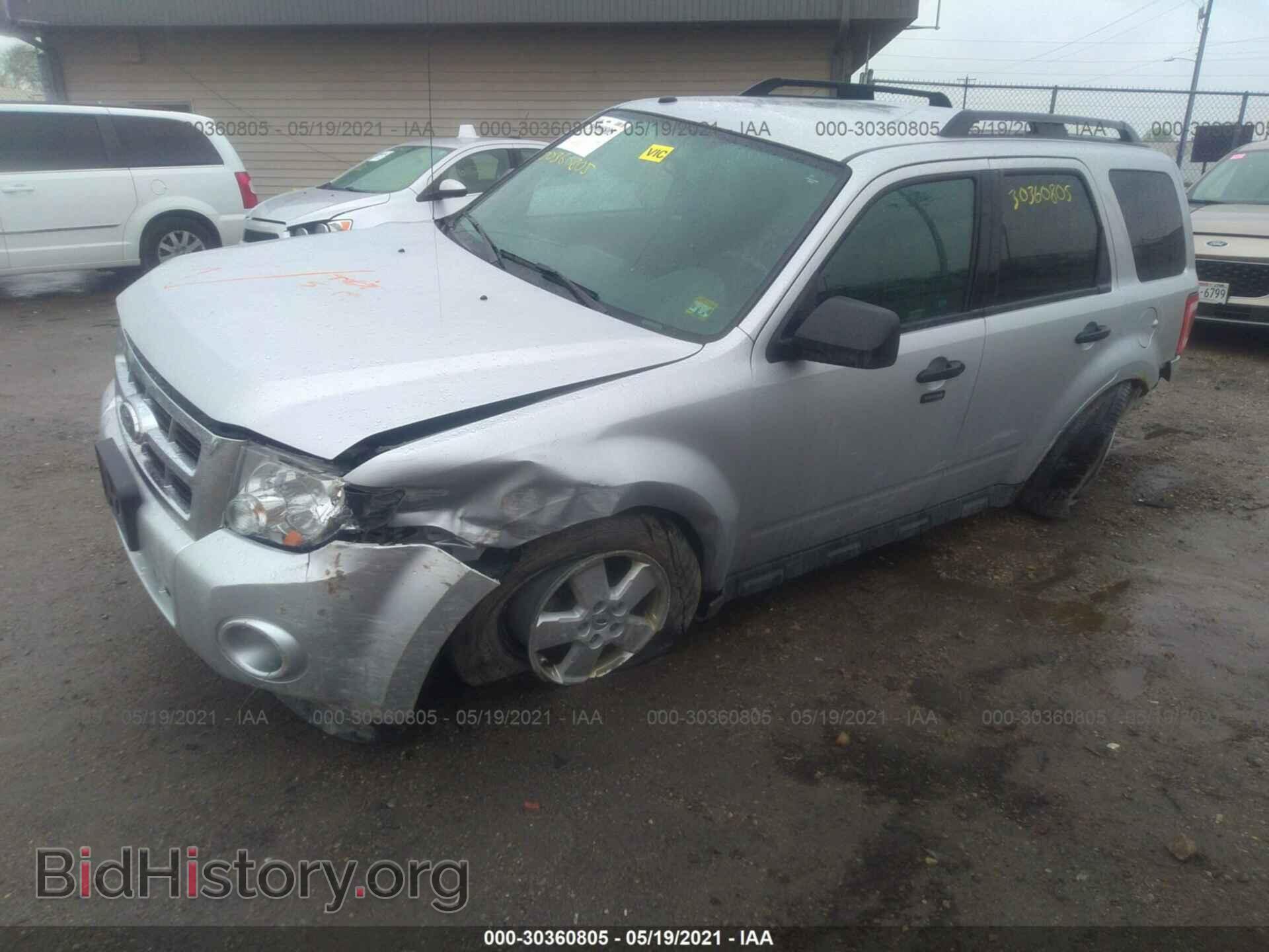 2011 FORD ESCAPE - VIN: 1FMCU9D77BKB29515 - Фото 2