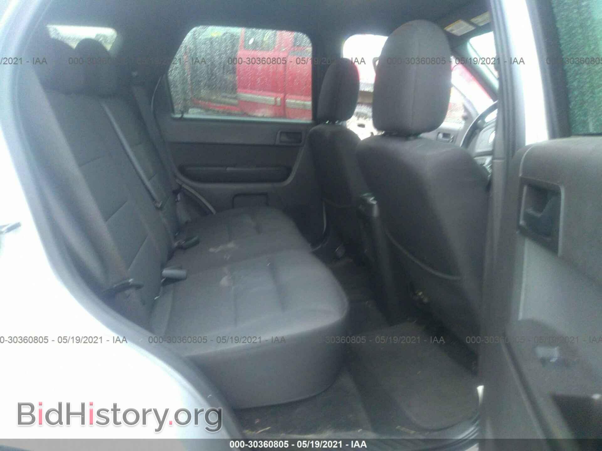2011 FORD ESCAPE - VIN: 1FMCU9D77BKB29515 - Фото 8
