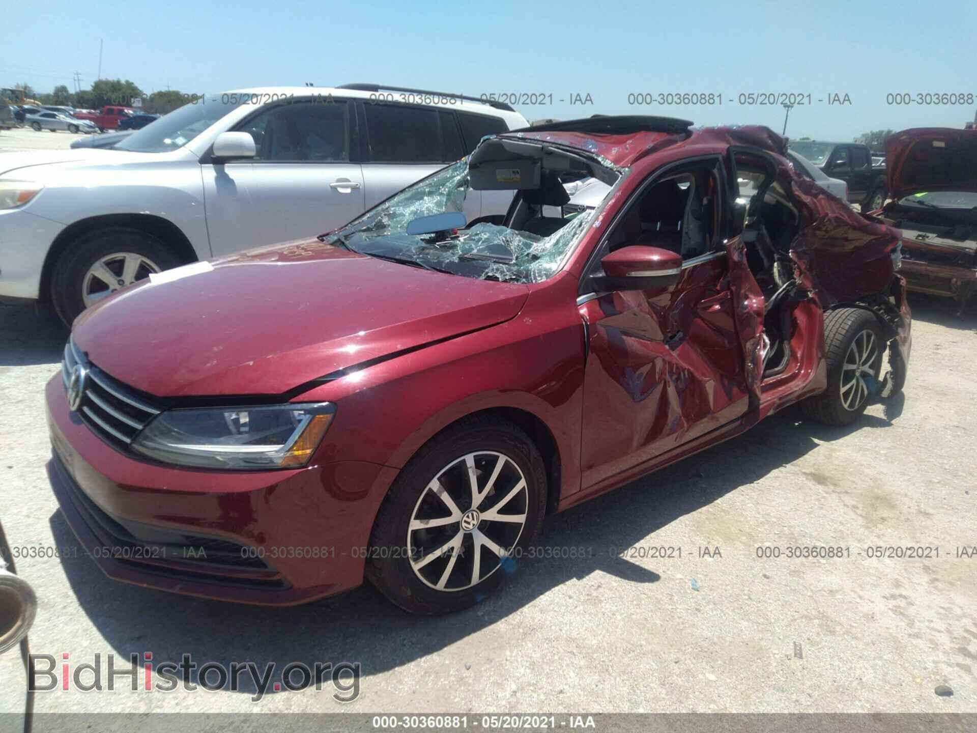 2017 VOLKSWAGEN JETTA - VIN: 3VWDB7AJ2HM232293 - Фото 2