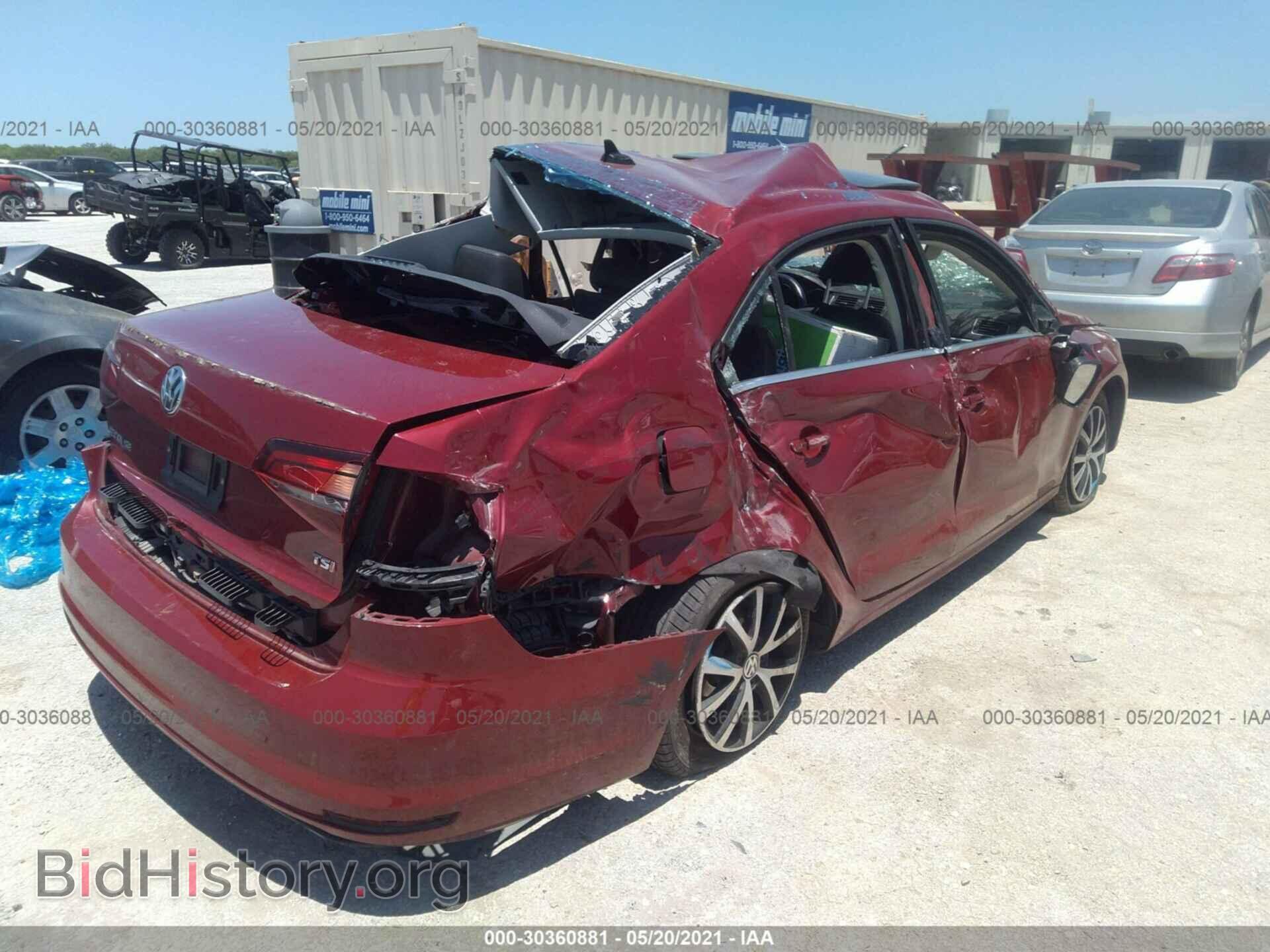 2017 VOLKSWAGEN JETTA - VIN: 3VWDB7AJ2HM232293 - Фото 4