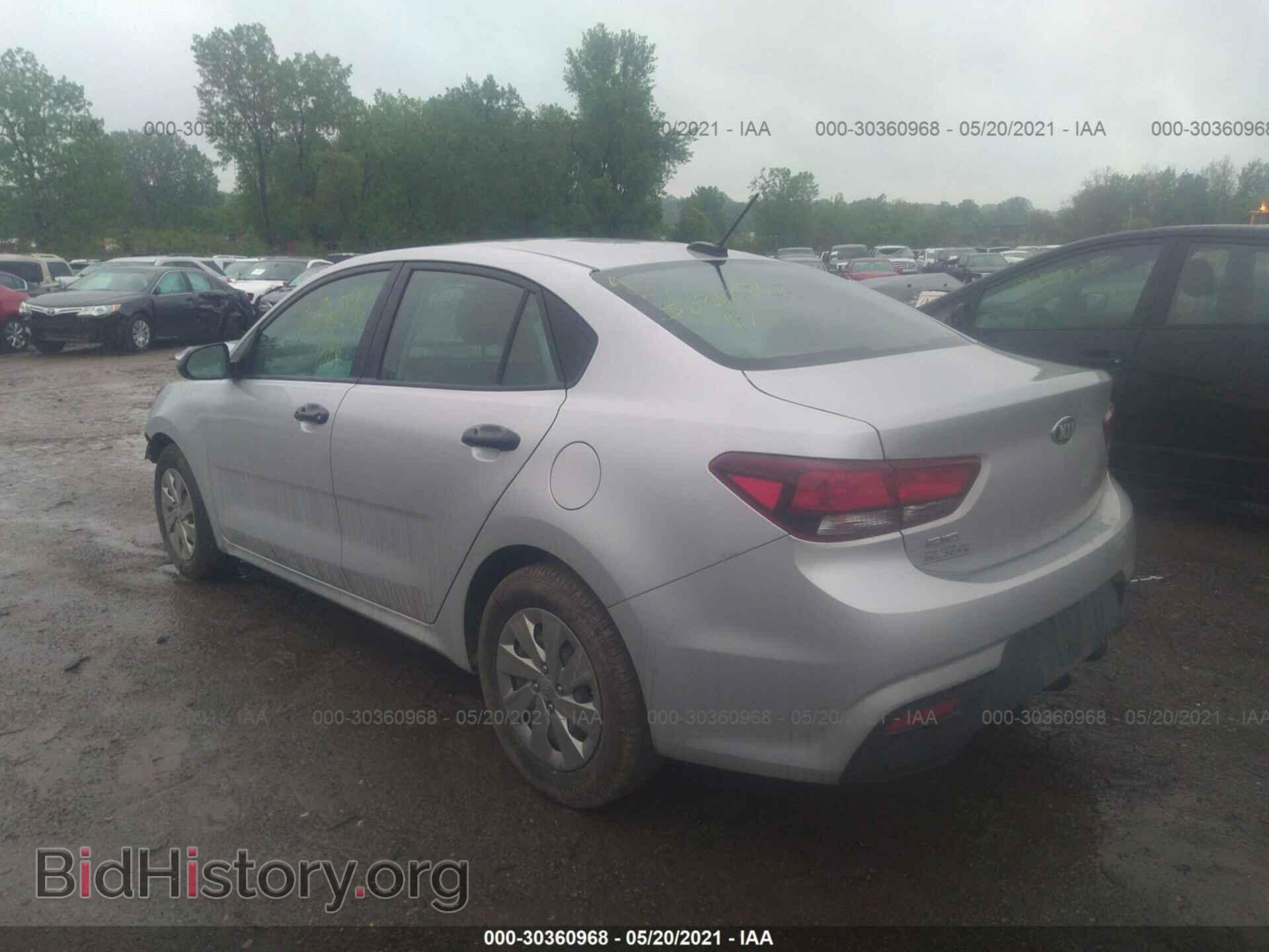 2018 KIA RIO - VIN: 3KPA24AB1JE061906 - Фото 3