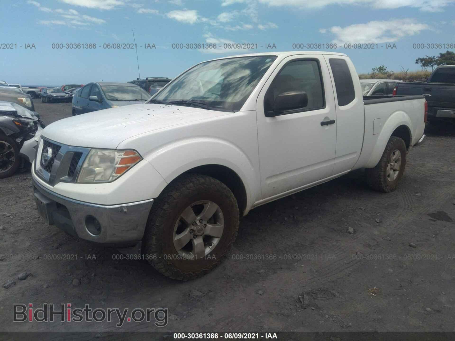 2010 NISSAN FRONTIER - VIN: 1N6AD0CW1AC410585 - Фото 2