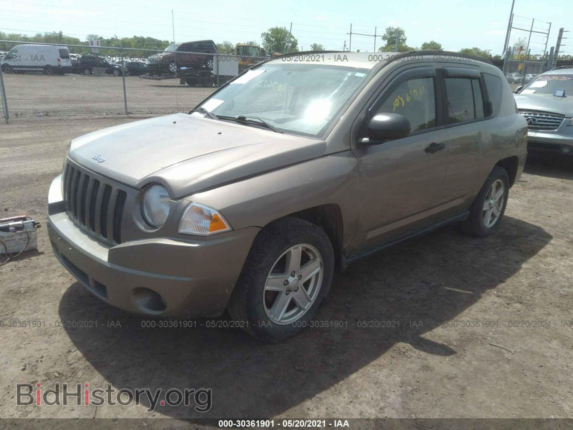 2007 JEEP COMPASS - VIN: 1J8FF47W47D120695 - Фото 2